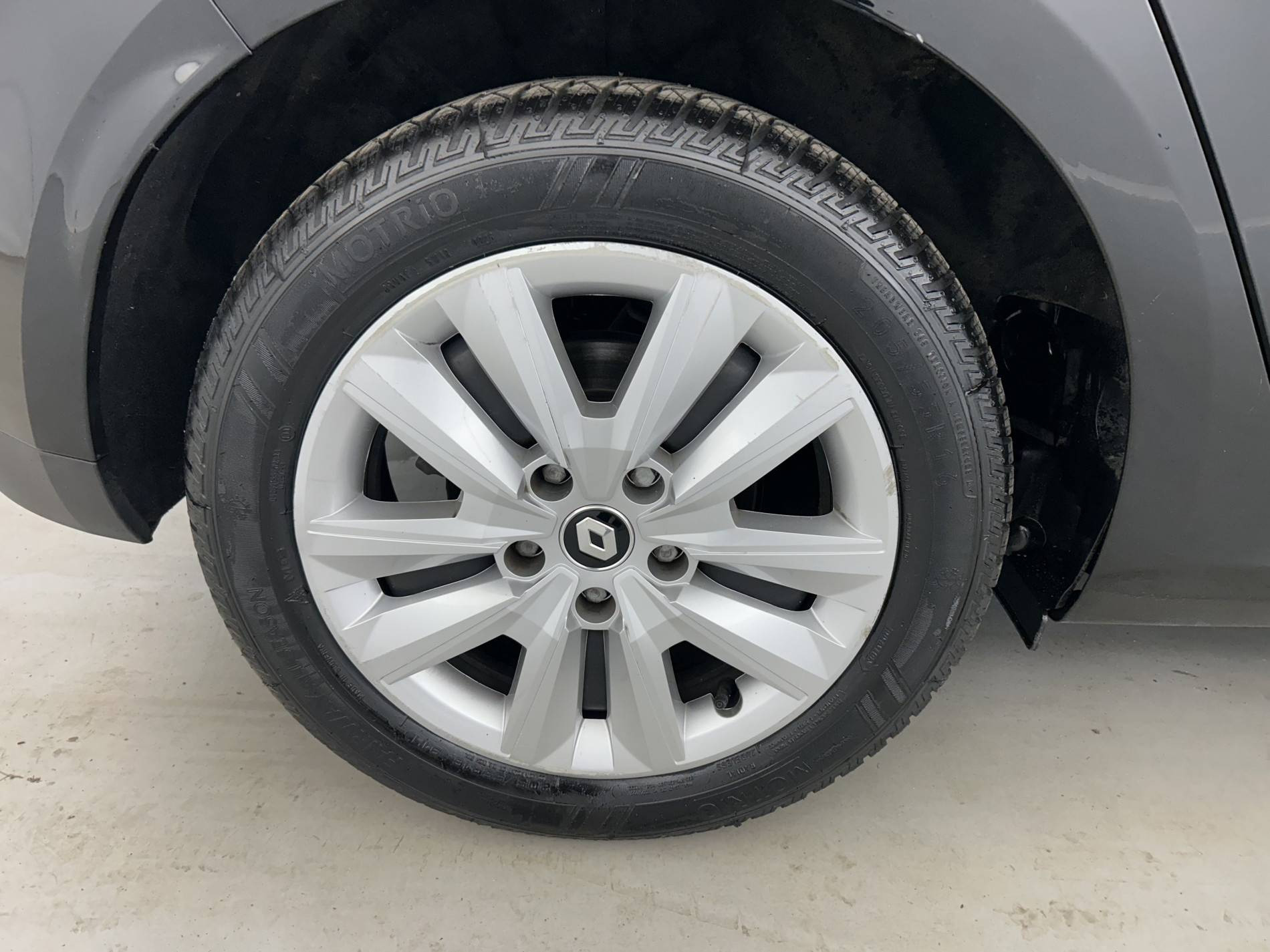 Vente en ligne Renault Megane 4 Mégane IV Berline Blue dCi 115 EDC - 21N au prix de 14 990 €