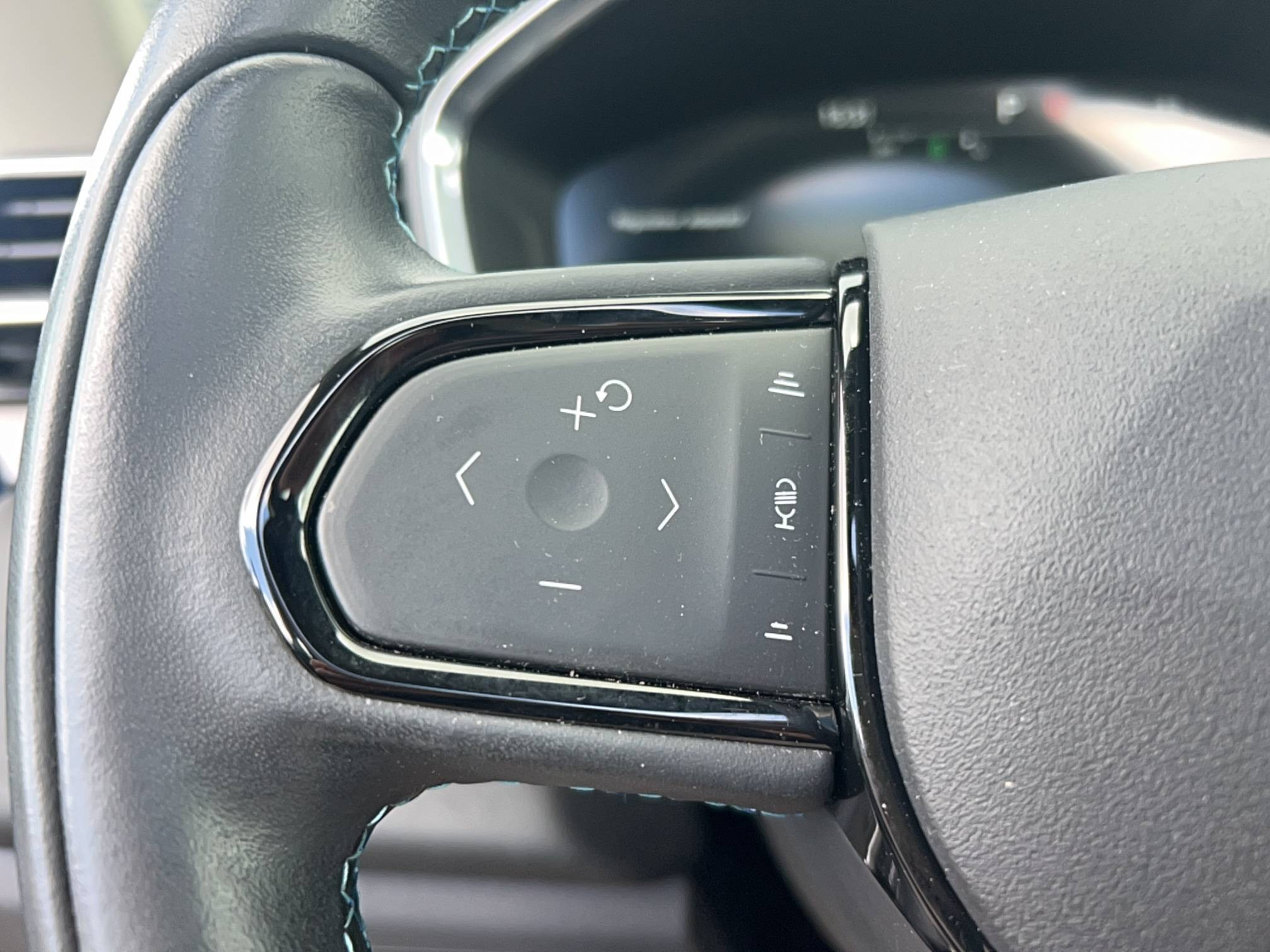 Vente en ligne Lynk&Co 01  1.5 HEV 197 ch DCTH7 au prix de 20 490 €