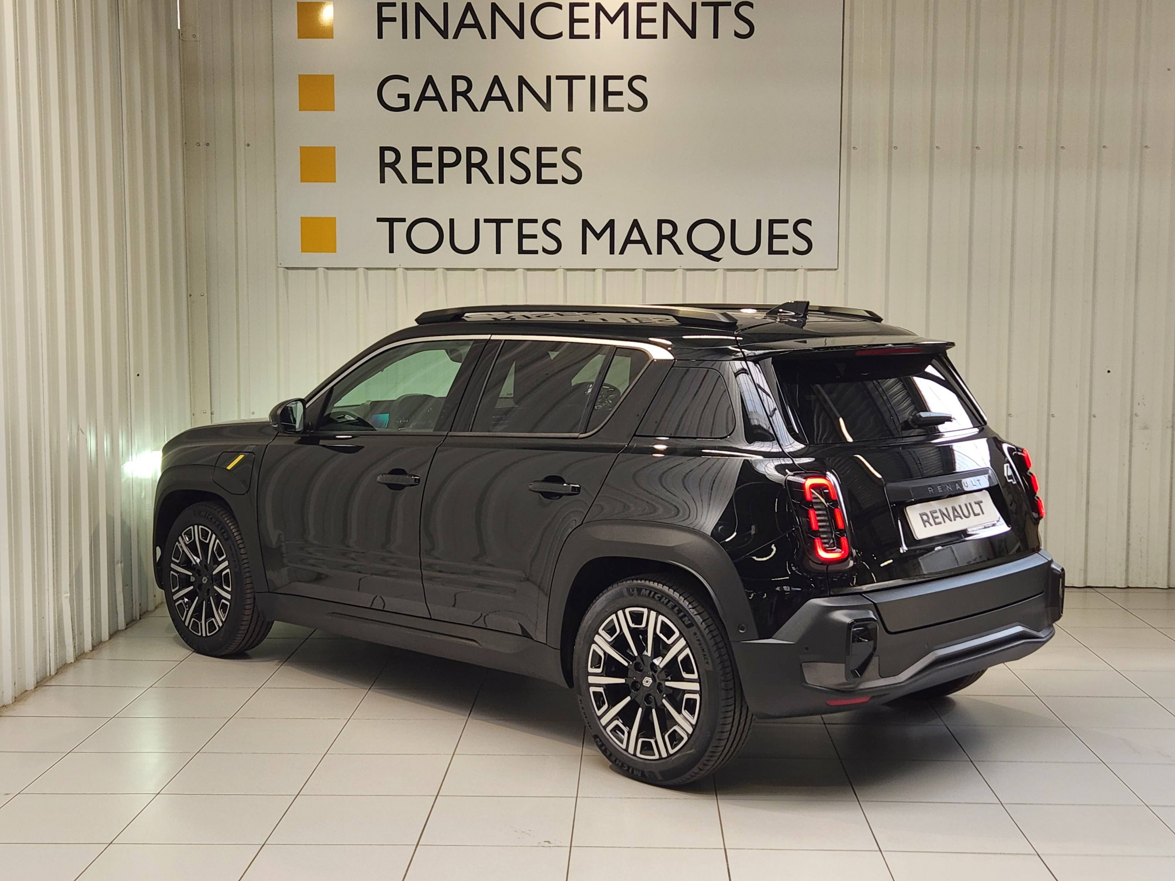 Vente en ligne Renault R4 E-Tech  150 ch autonomie confort au prix de 38 190 €