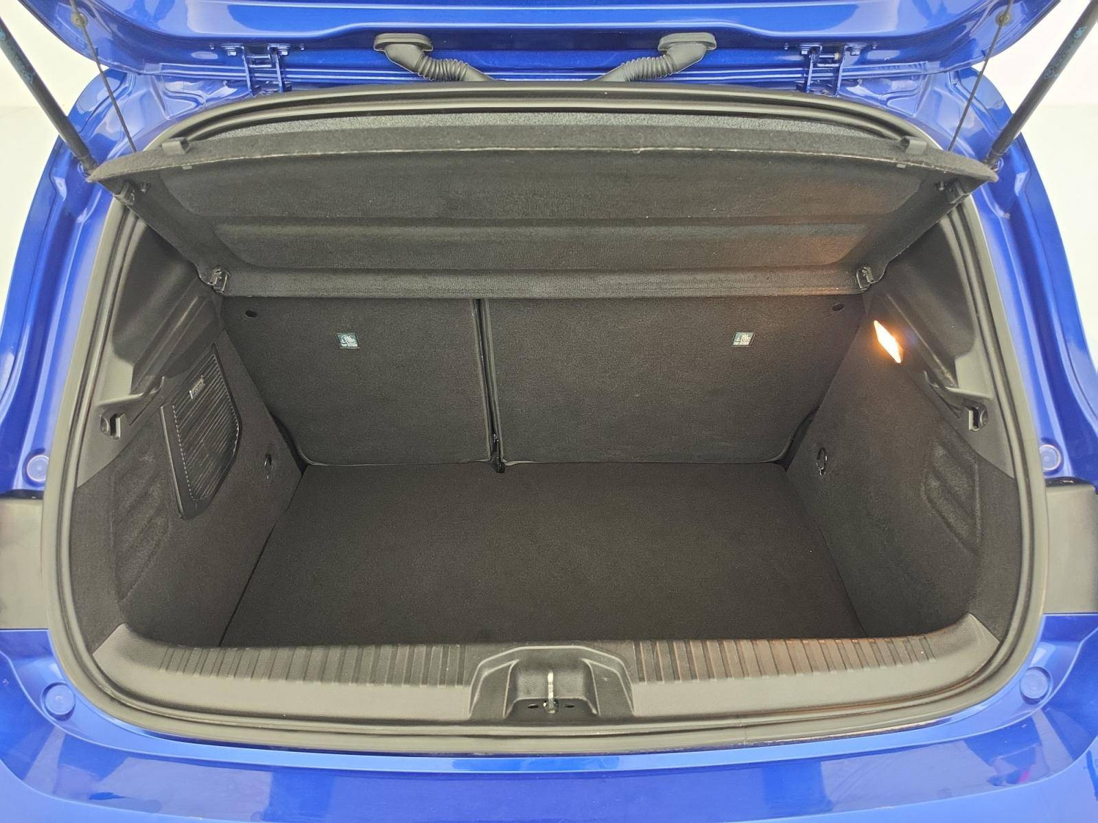 Vente en ligne Renault Clio 5 Clio E-Tech full hybrid 145 au prix de 18 990 €