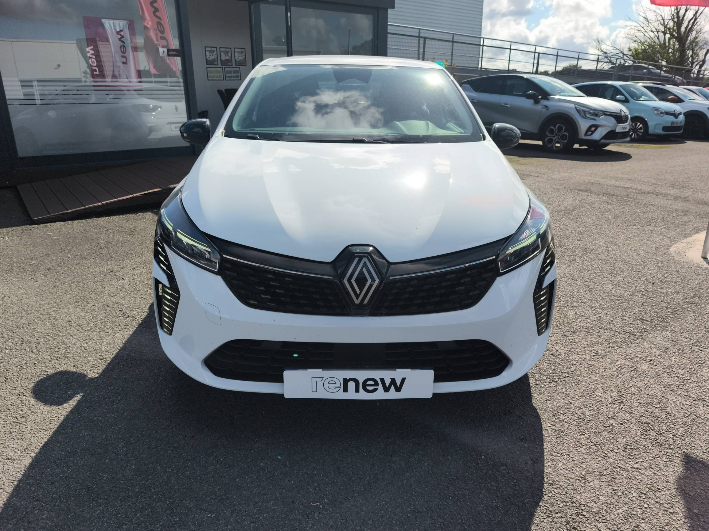 Vente en ligne Renault Clio 5 Clio Eco-G 100 ch GSR2 au prix de 16 490 €