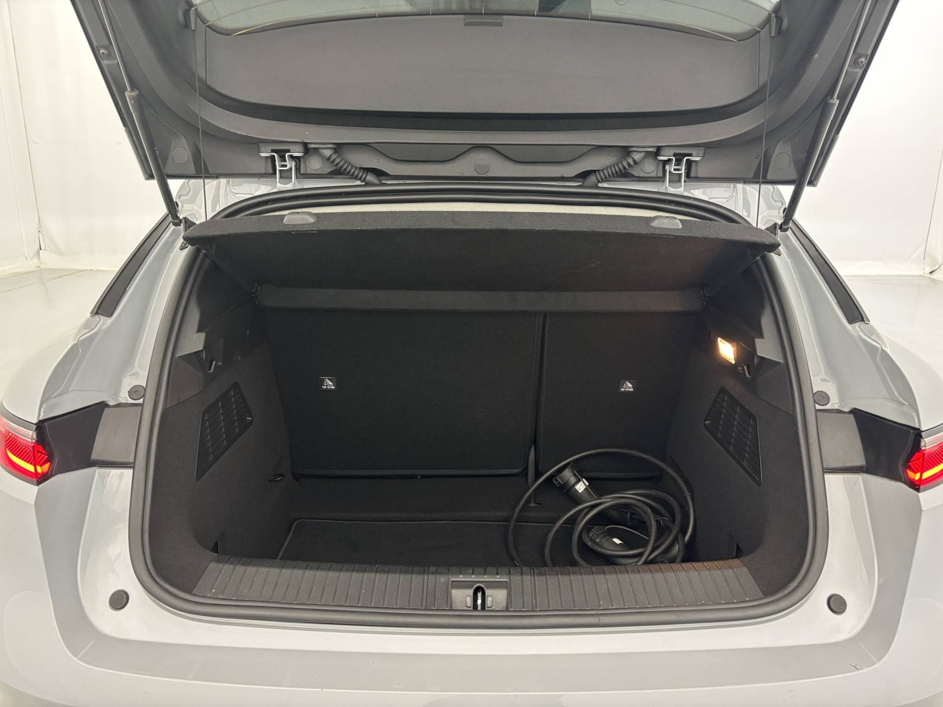 Vente en ligne Renault Megane E-Tech  EV60 220 ch super charge au prix de 24 990 €
