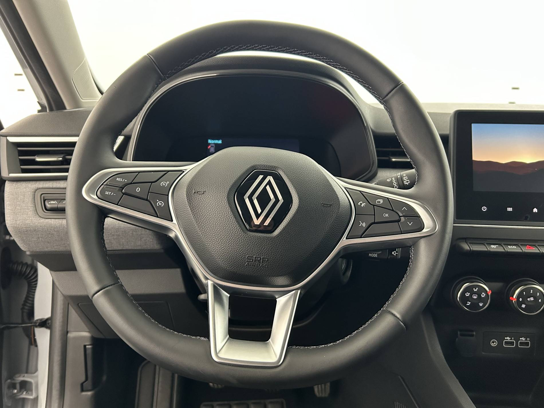 Vente en ligne Renault Clio 5 Clio TCe 90 au prix de 15 790 €
