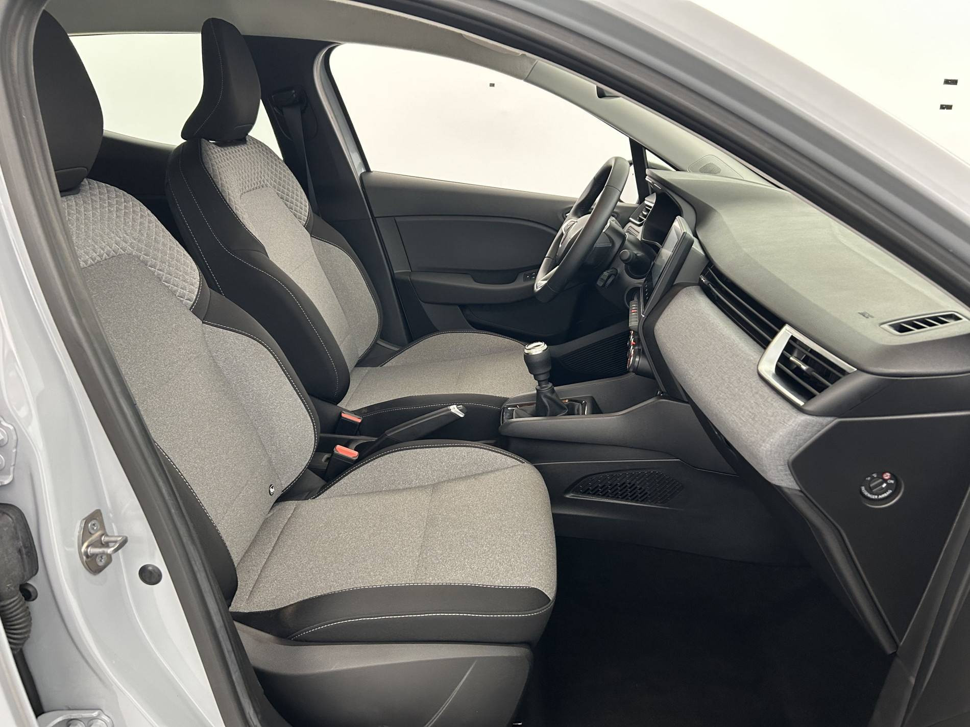 Vente en ligne Renault Clio 5 Clio TCe 90 ch GSR2 au prix de 15 790 €