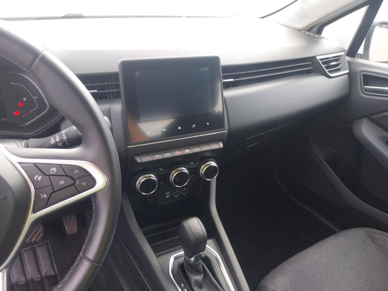 Vente en ligne Renault Clio 5 CLIO SOCIETE E-TECH 140 - 21N au prix de 13 290 €