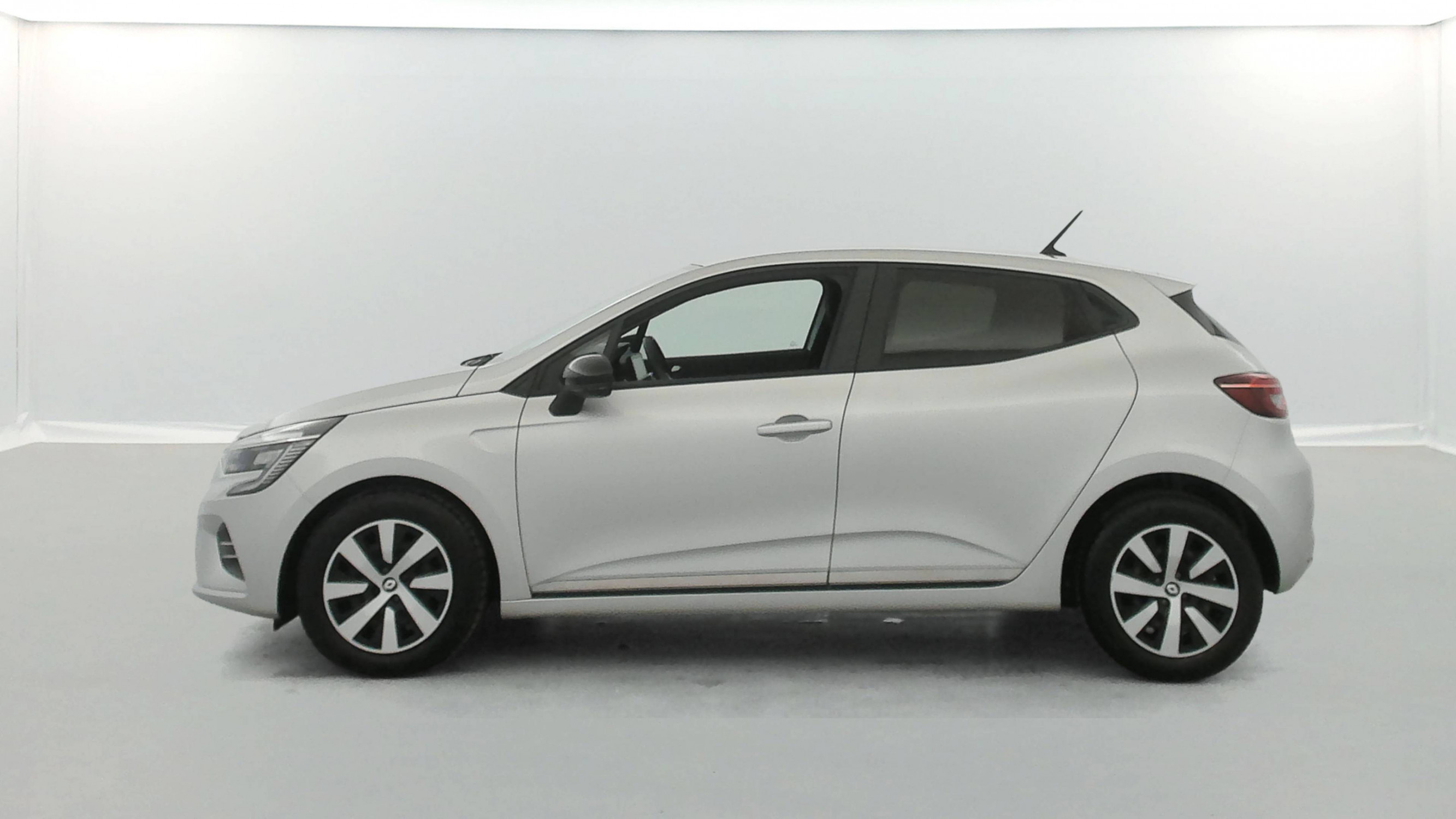 Vente en ligne Renault Clio 5 Clio TCe 90 au prix de 13 990 €