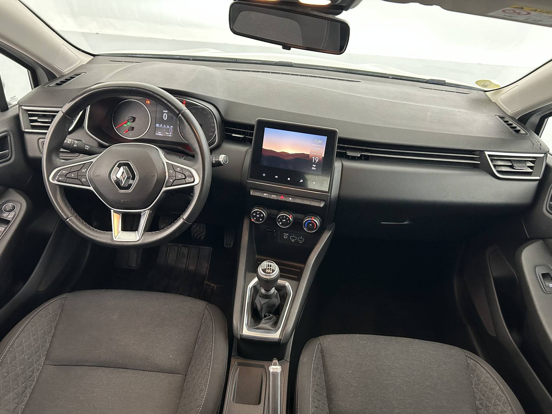 Vente en ligne Renault Clio 5 CLIO SOCIETE BLUE DCI 85 au prix de 11 790 €