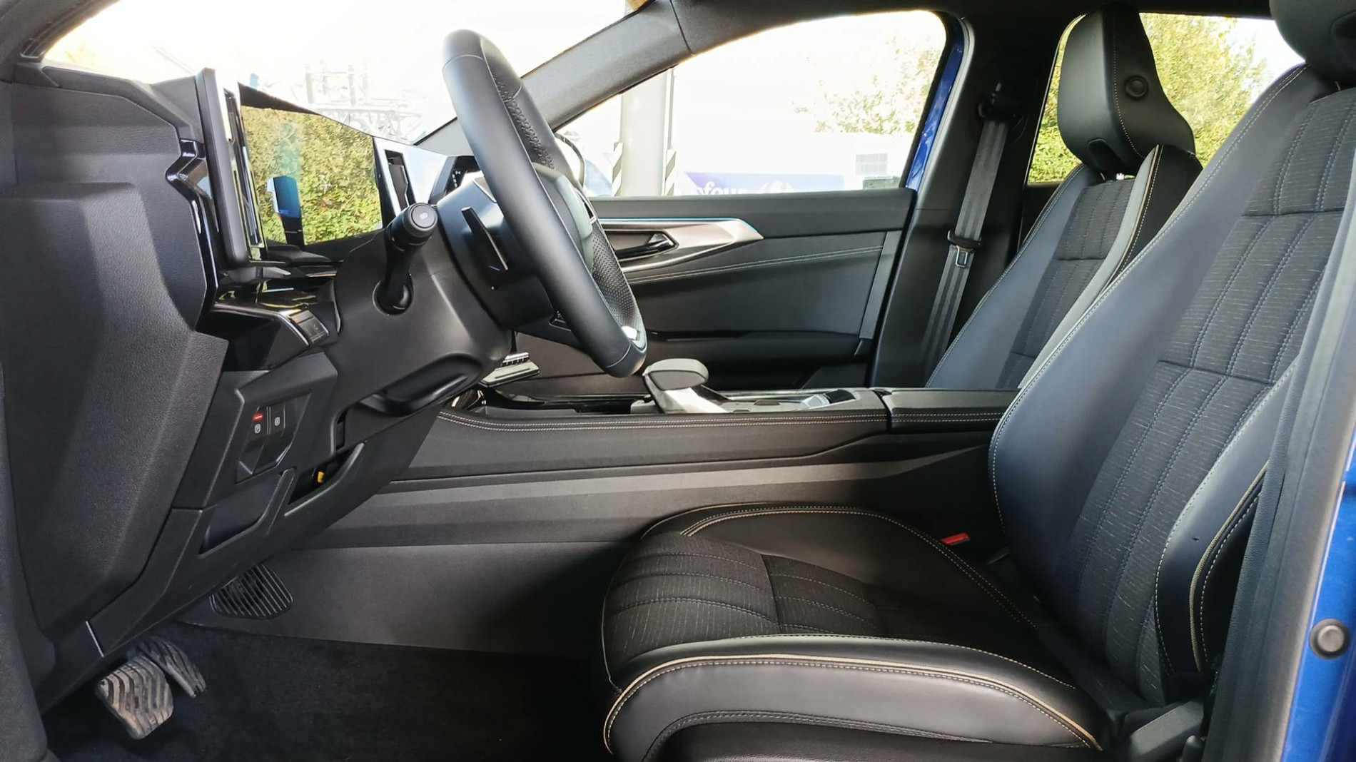 Vente en ligne Renault Austral  E-Tech full hybrid 200 GSR2 au prix de 34 500 €