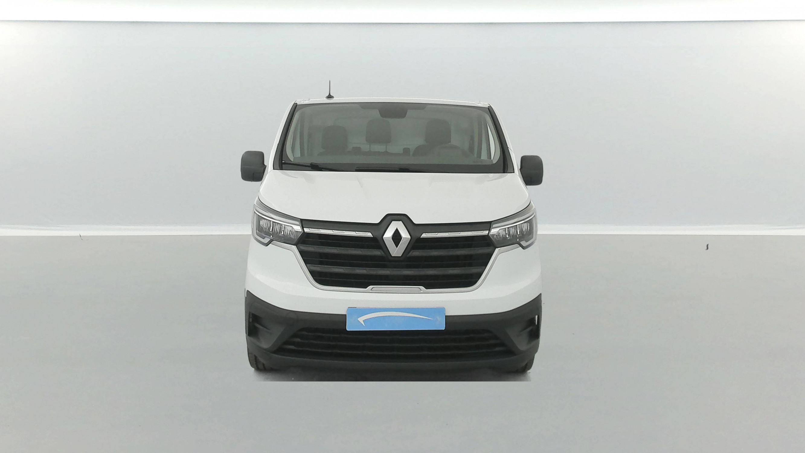 Vente en ligne Renault Trafic 3 Fourgon TRAFIC FGN L2H1 3000 KG BLUE DCI 130 au prix de 23 490 €