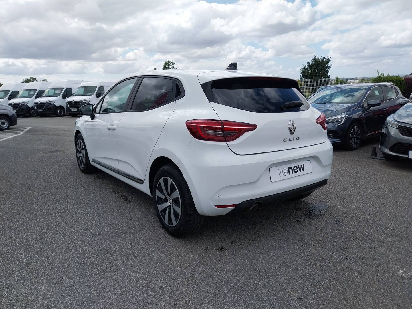 Vente en ligne Renault Clio 5 Clio TCe 90 au prix de 14 990 €