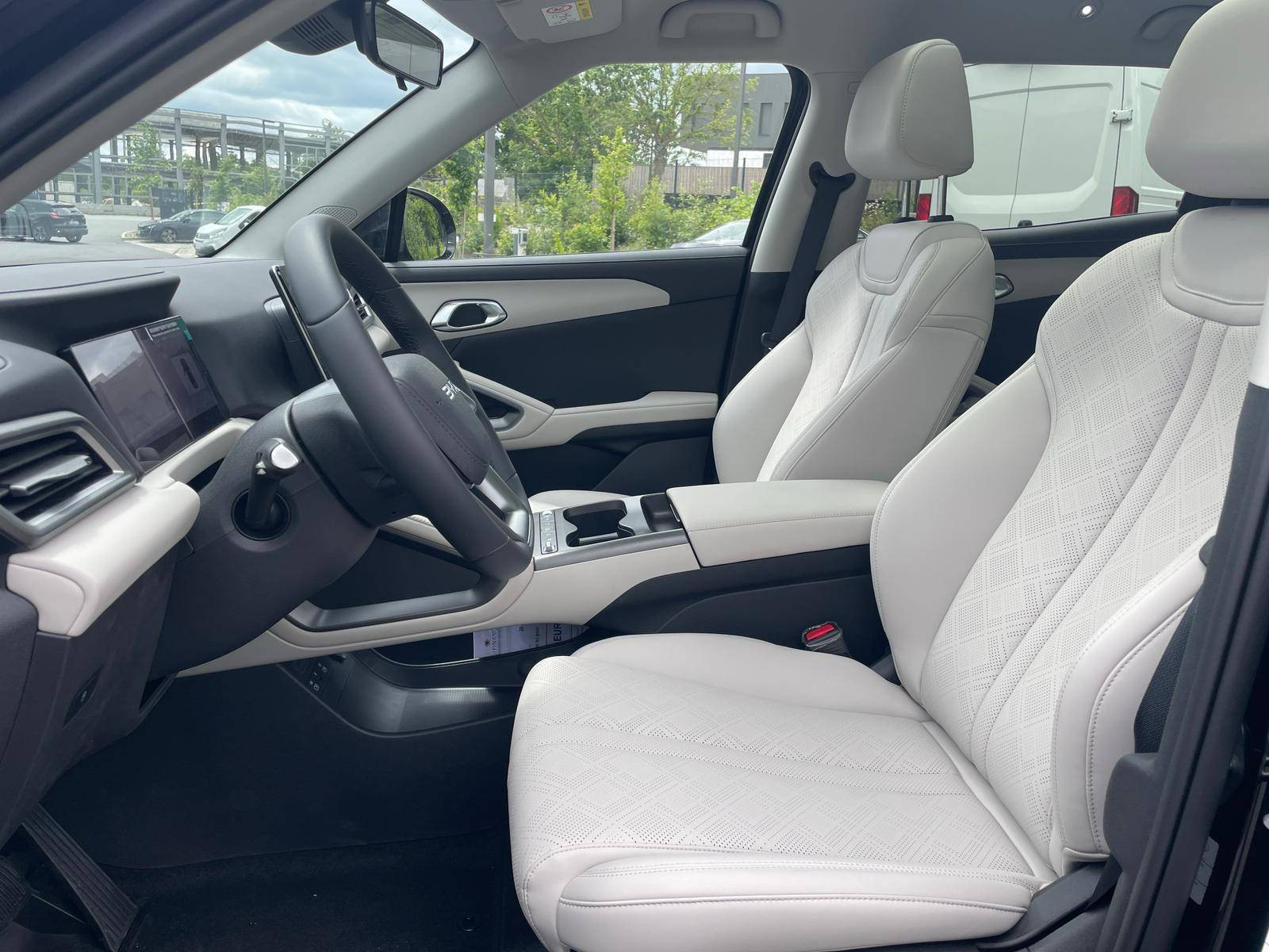 Vente en ligne Byd Atto 2 Atto 2 1.5 DM-i au prix de 27 490 €