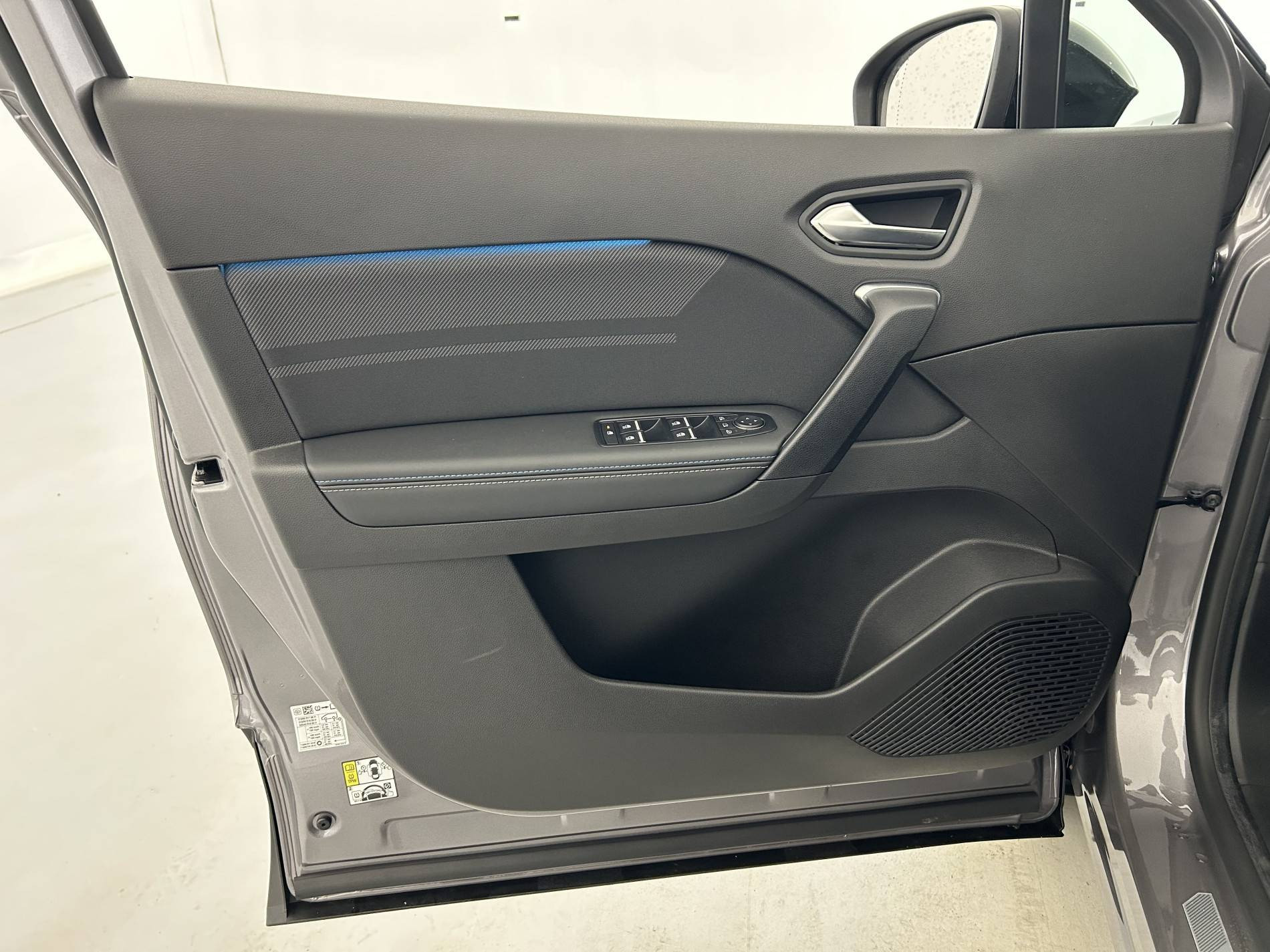 Vente en ligne Renault Symbioz  E-Tech full hybrid 160 ch au prix de 33 490 €