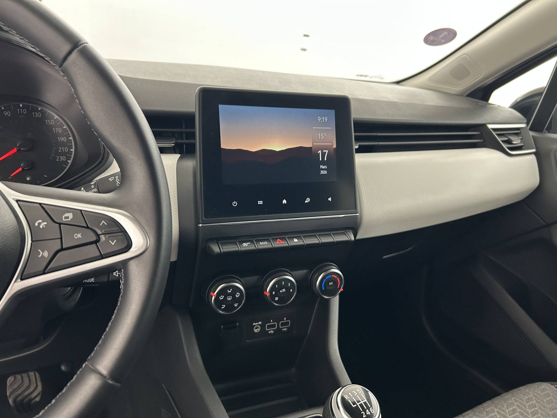 Vente en ligne Renault Clio 5 Clio TCe 90 au prix de 14 490 €