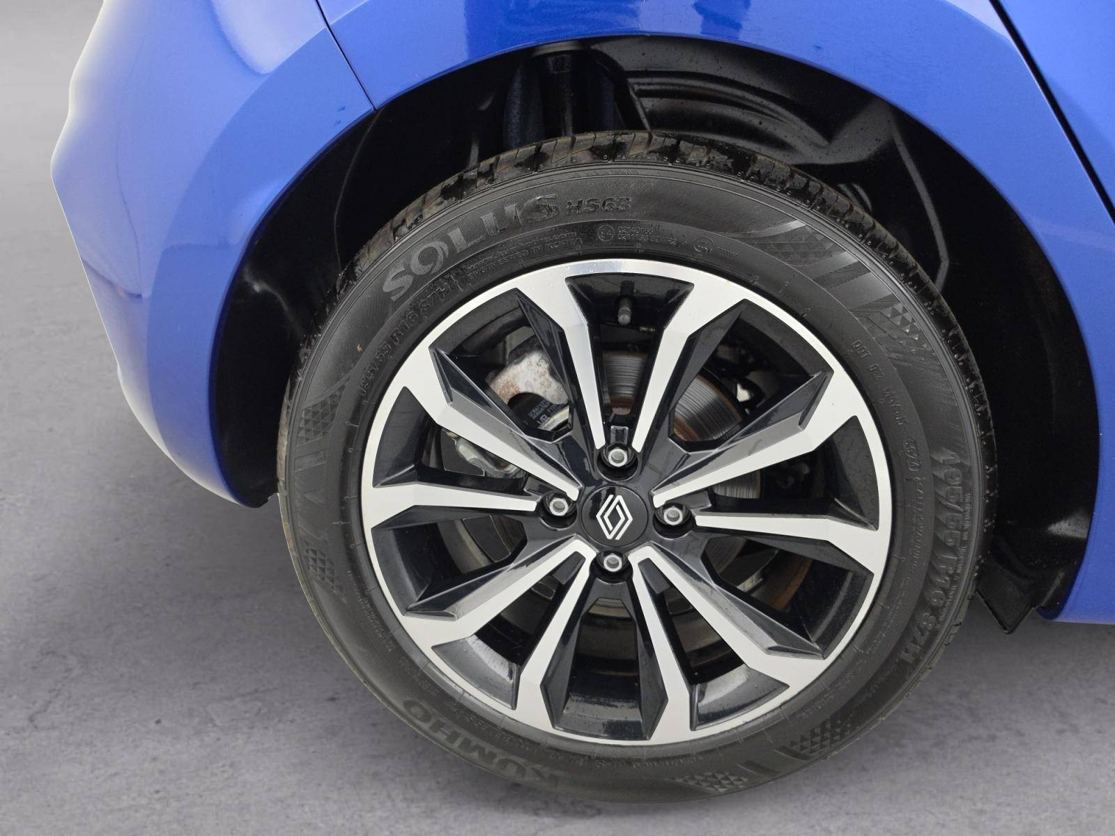Vente en ligne Renault Clio 5 Clio E-Tech full hybrid 145 au prix de 20 490 €