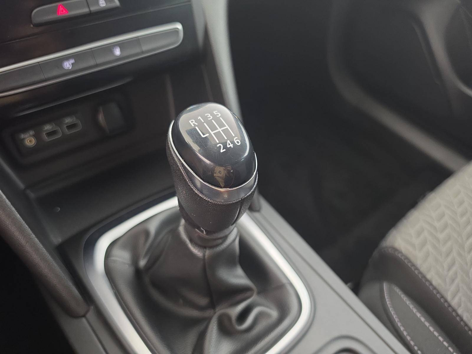 Vente en ligne Renault Megane 4 Mégane IV Berline Blue dCi 115 - 21B au prix de 14 950 €