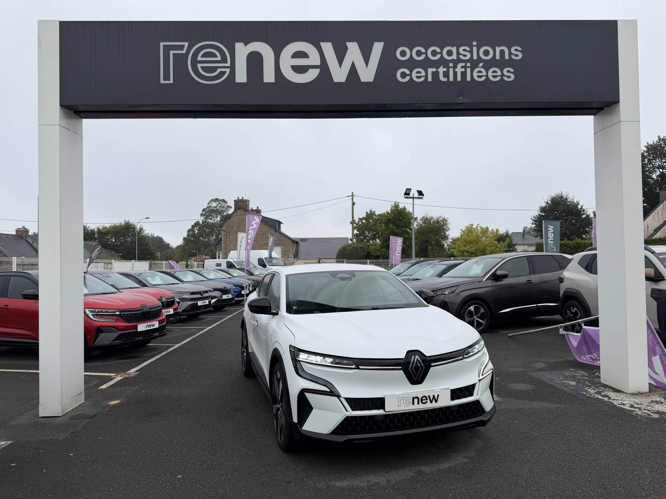 Renault Megane E-Tech  EV60 220 ch super charge occasion de 2023 en vente à Lannion
