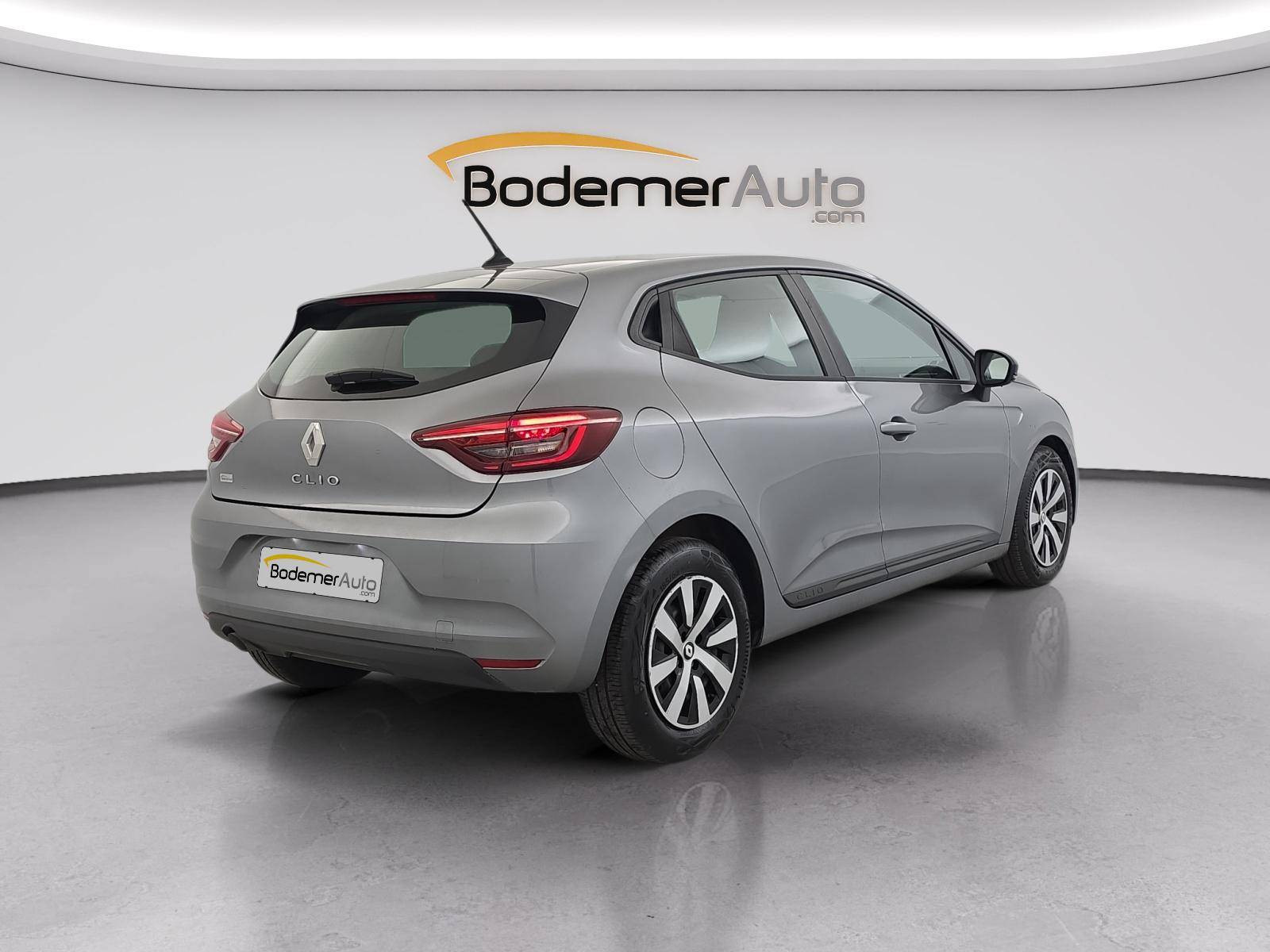Vente en ligne Renault Clio 5 Clio TCe 90 au prix de 14 290 €
