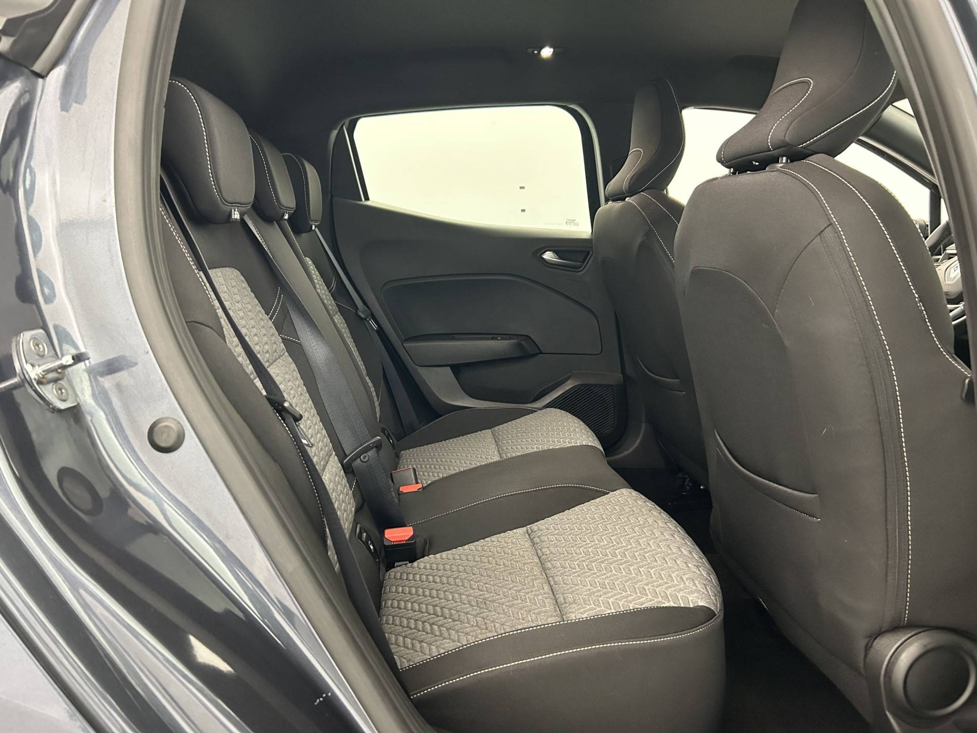 Vente en ligne Renault Clio 5 Clio TCe 90 - 21N au prix de 14 990 €