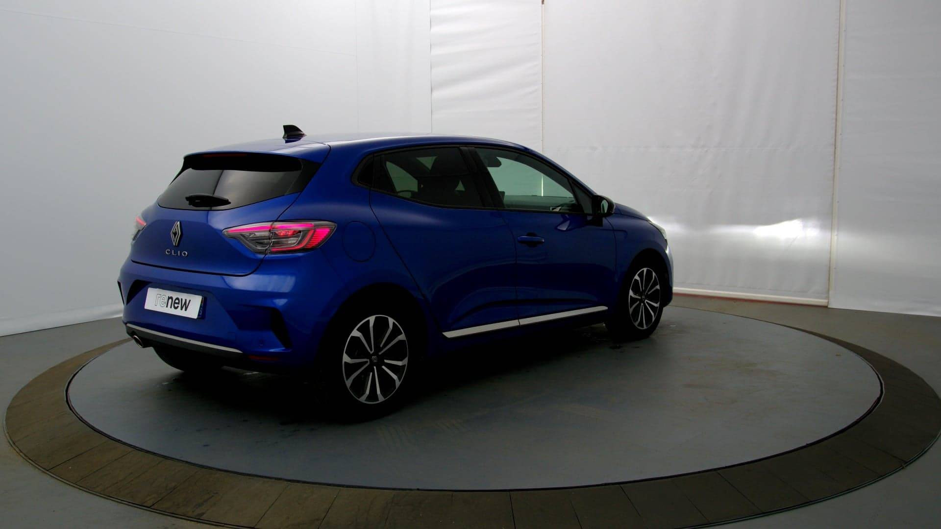 Vente en ligne Renault Clio 5 Clio TCe 90 ch GSR2 au prix de 17 490 €