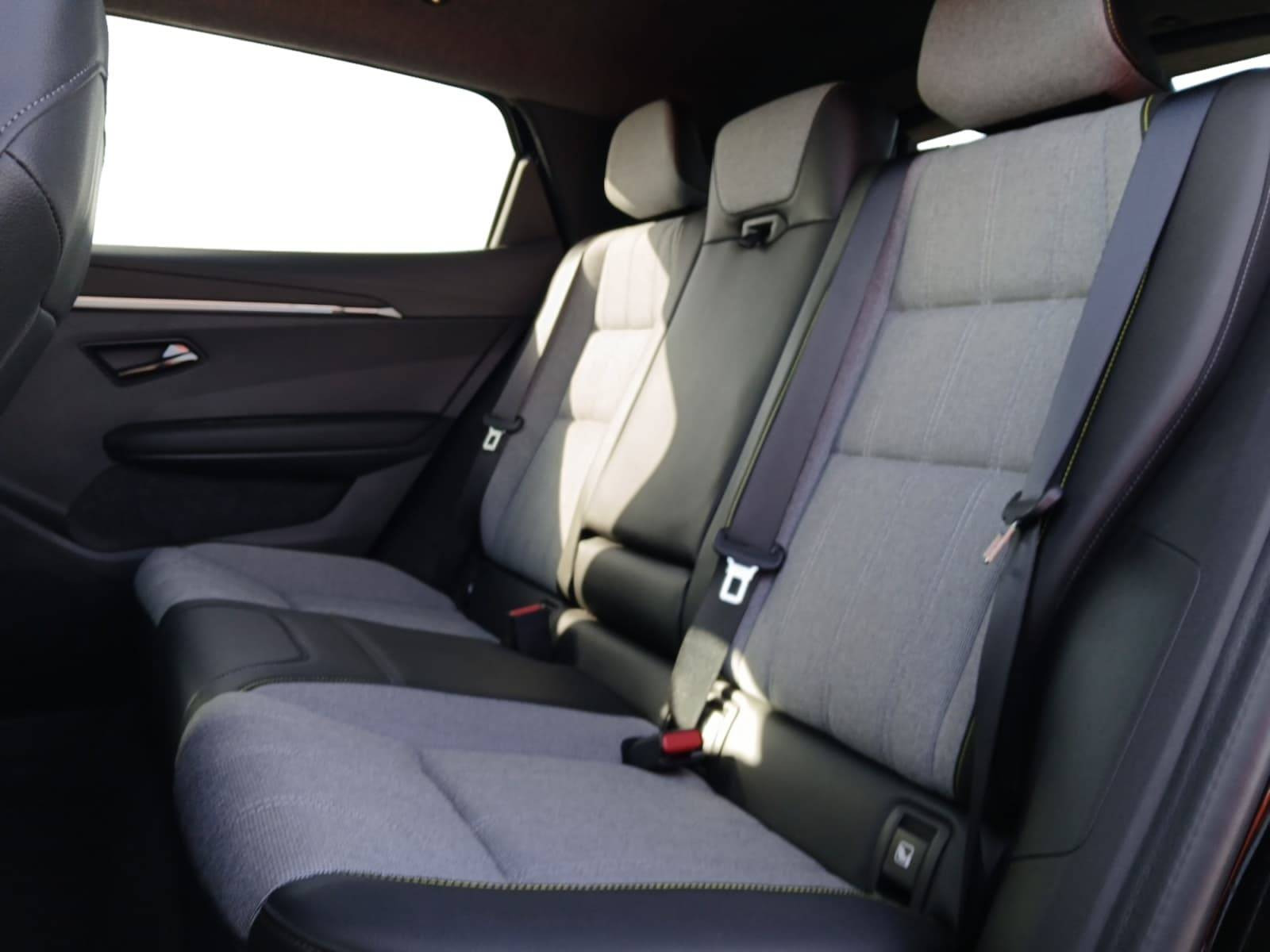 Vente en ligne Renault Scenic E-Tech Scenic E-Tech électrique 220 ch grande autonomie au prix de 38 990 €