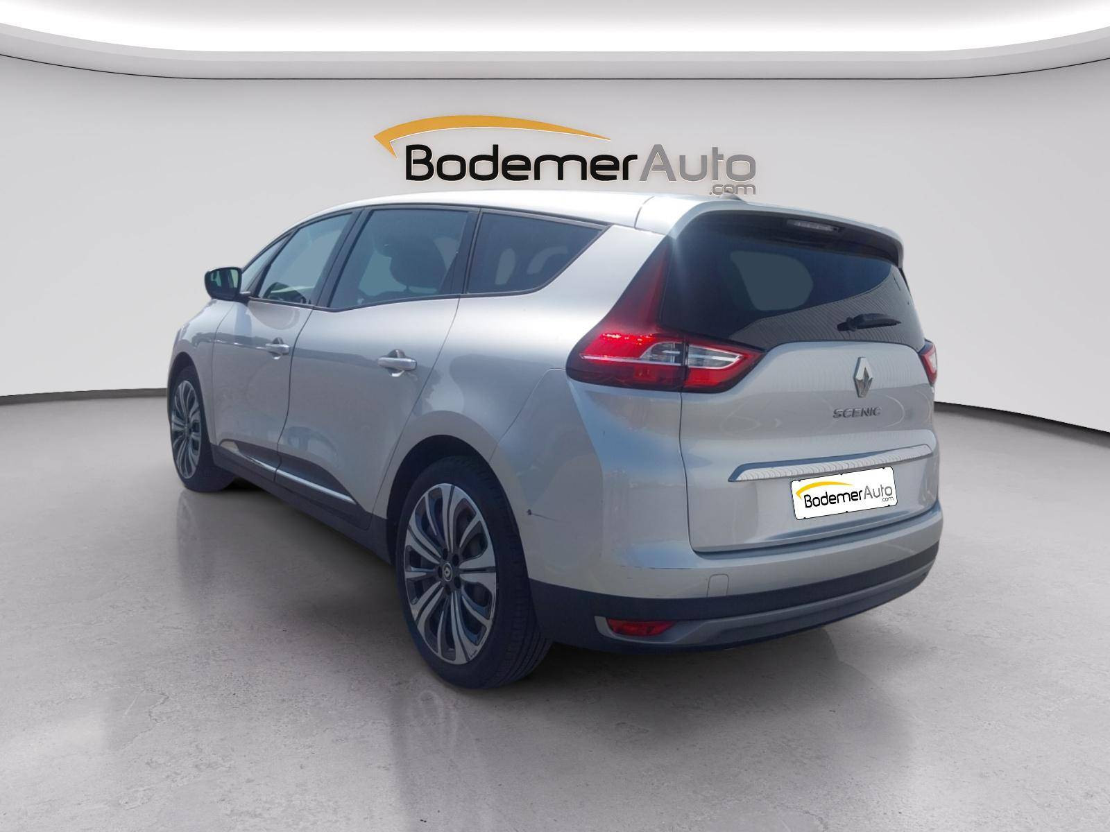 Vente en ligne Renault Grand Scenic 4 Grand Scenic TCe 140 au prix de 20 650 €