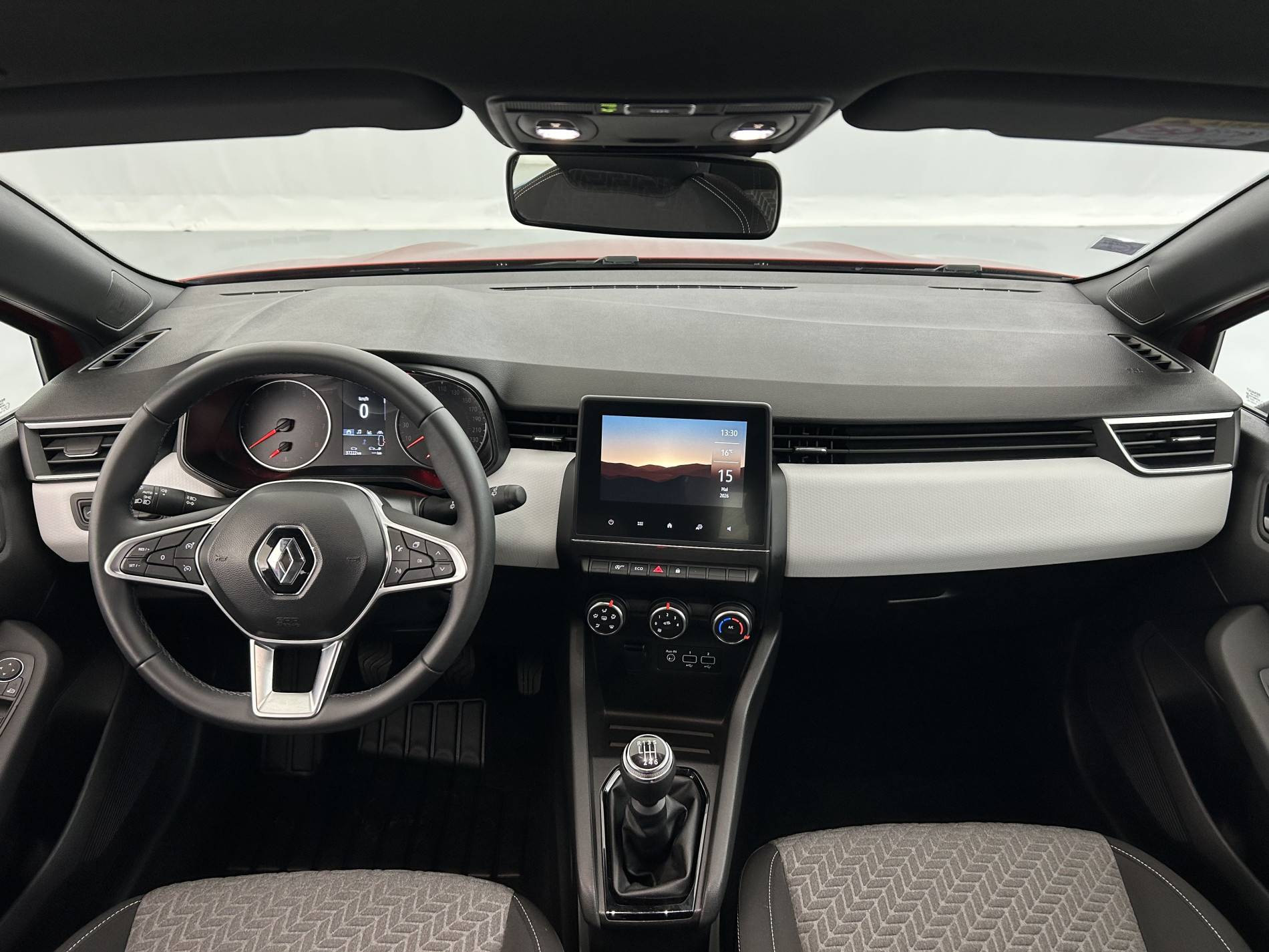 Vente en ligne Renault Clio 5 Clio TCe 90 - 21N au prix de 13 990 €