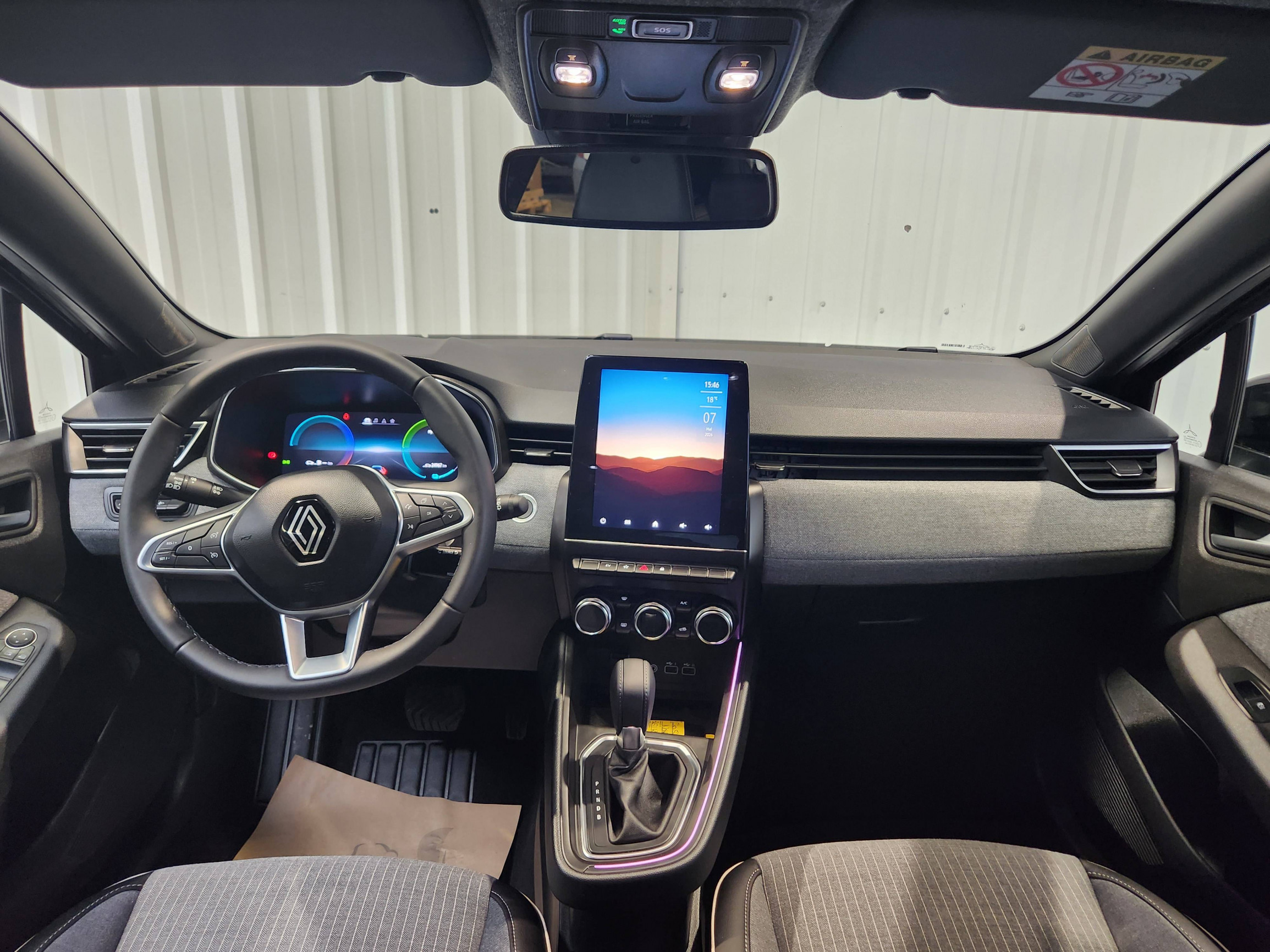 Vente en ligne Renault Clio 5 Clio E-Tech full hybrid 145 au prix de 18 890 €