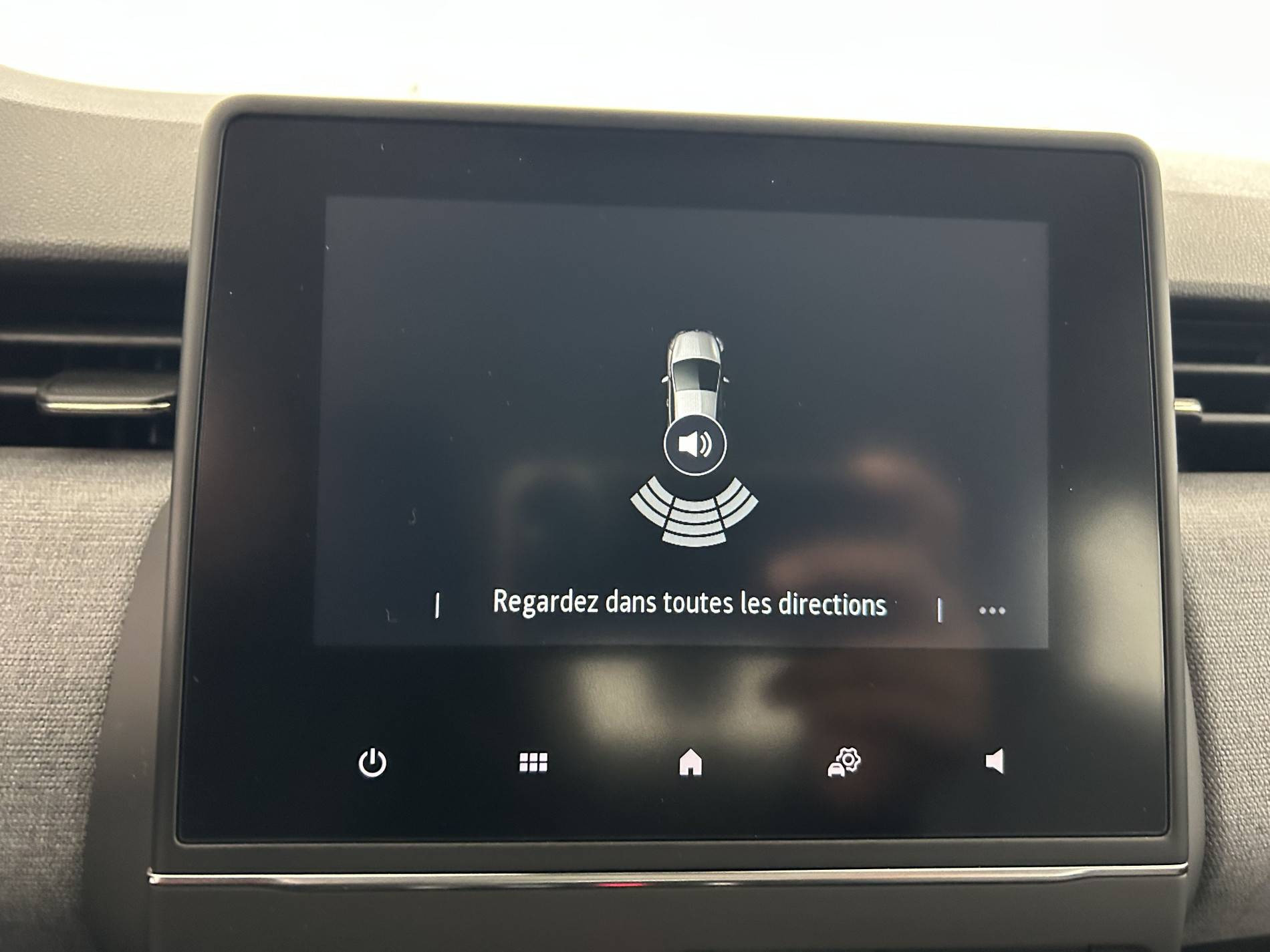 Vente en ligne Renault Clio 5 Clio TCe 90 au prix de 15 990 €