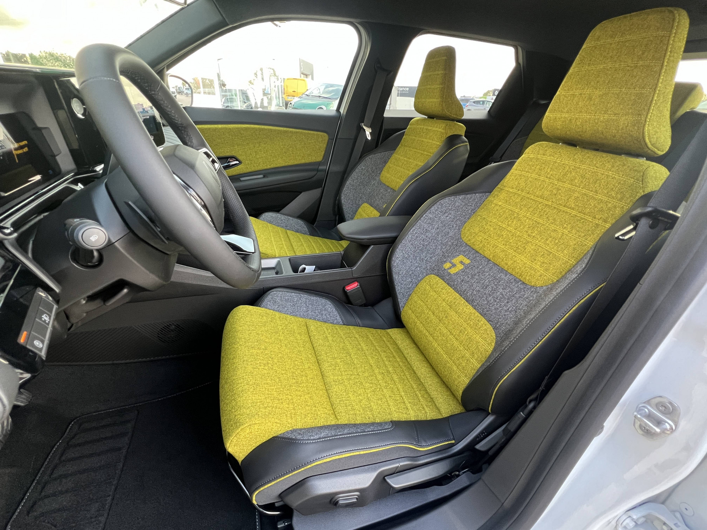 Vente en ligne Renault R5 E-Tech  150 ch autonomie confort au prix de 34 290 €