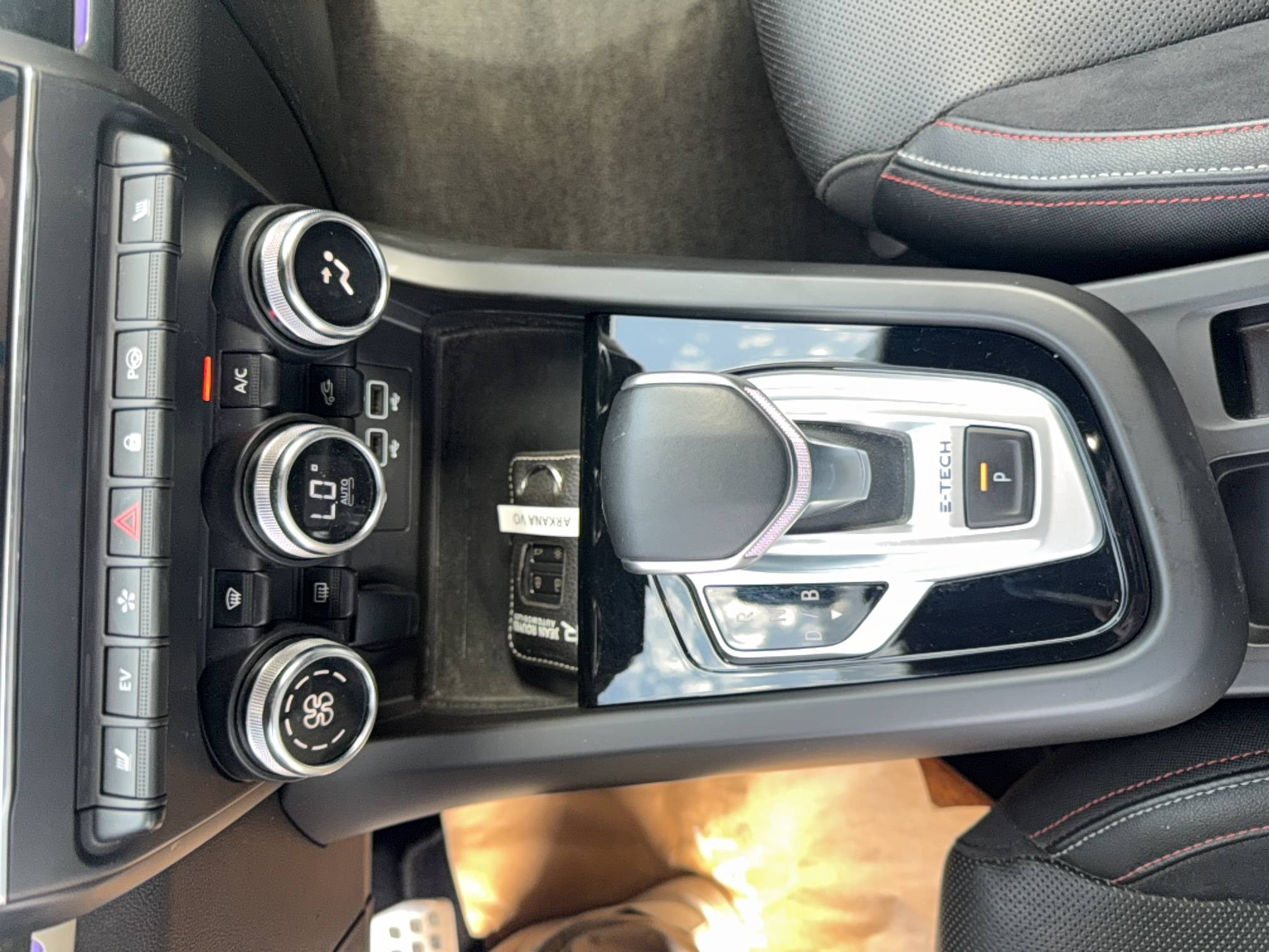 Vente en ligne Renault Arkana  E-Tech 145 au prix de 15 490 €