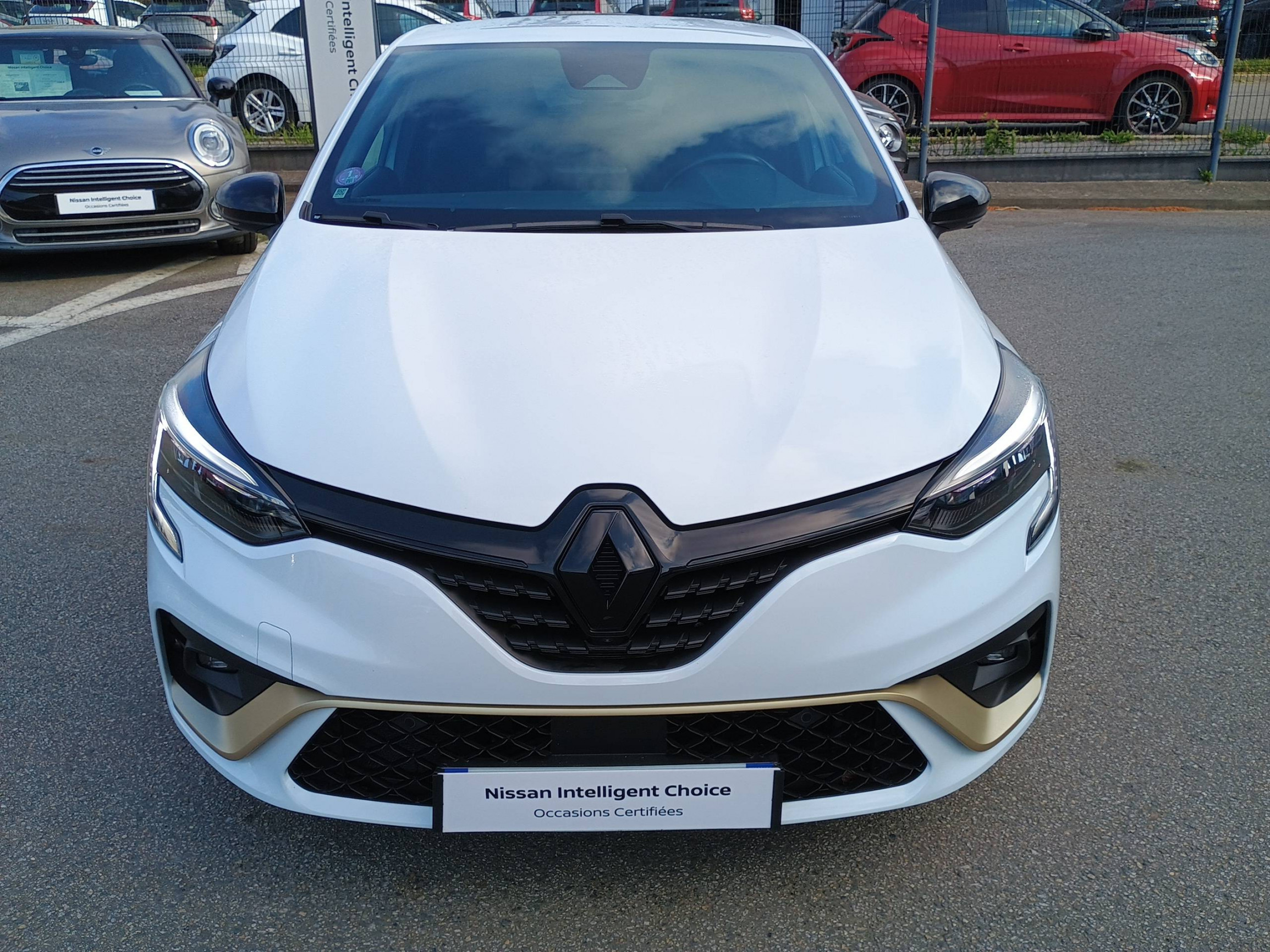 Vente en ligne Renault Clio 5 Clio E-Tech hybride 145 au prix de 20 490 €