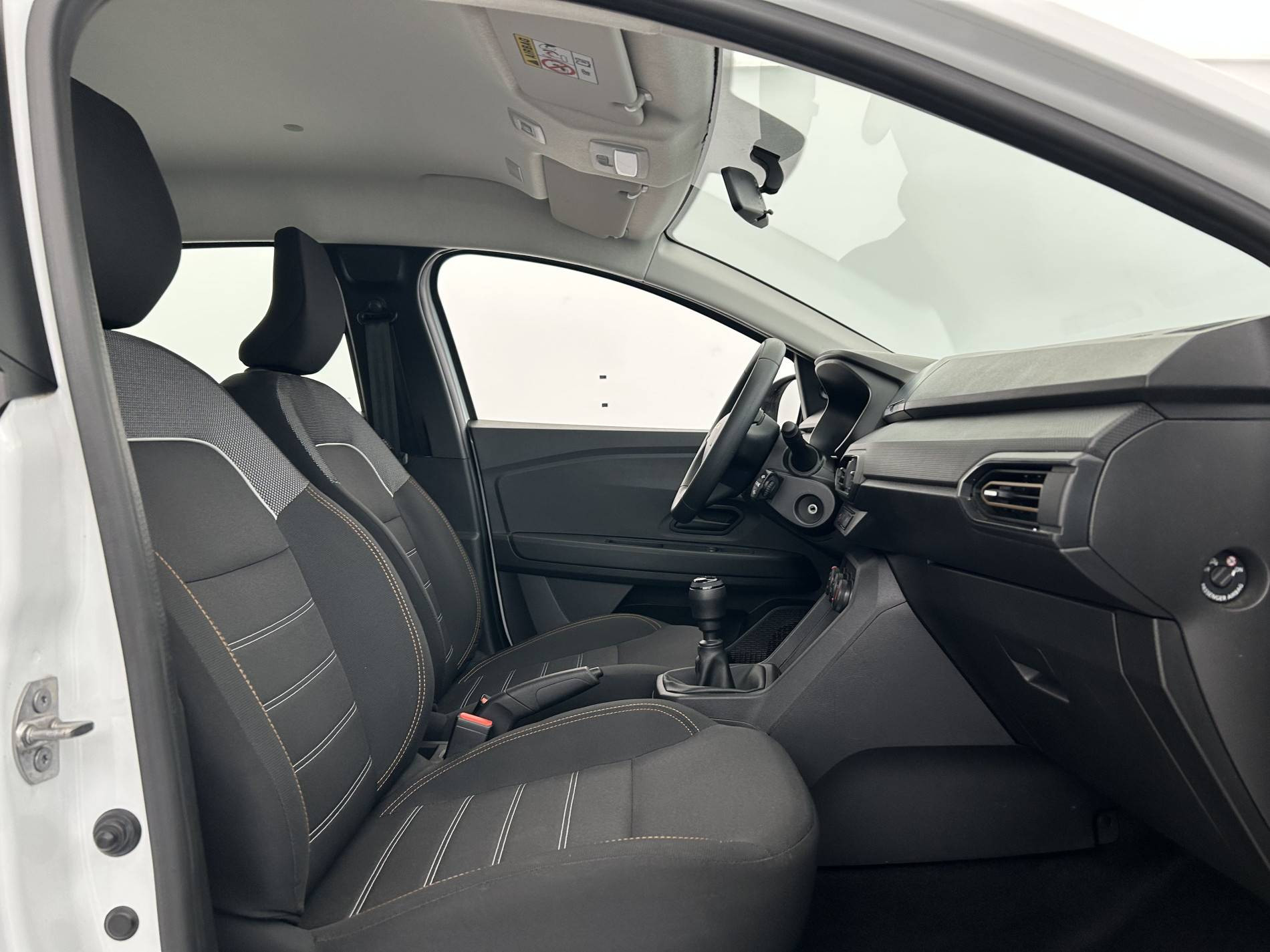 Vente en ligne Dacia Sandero  ECO-G 100 au prix de 13 490 €