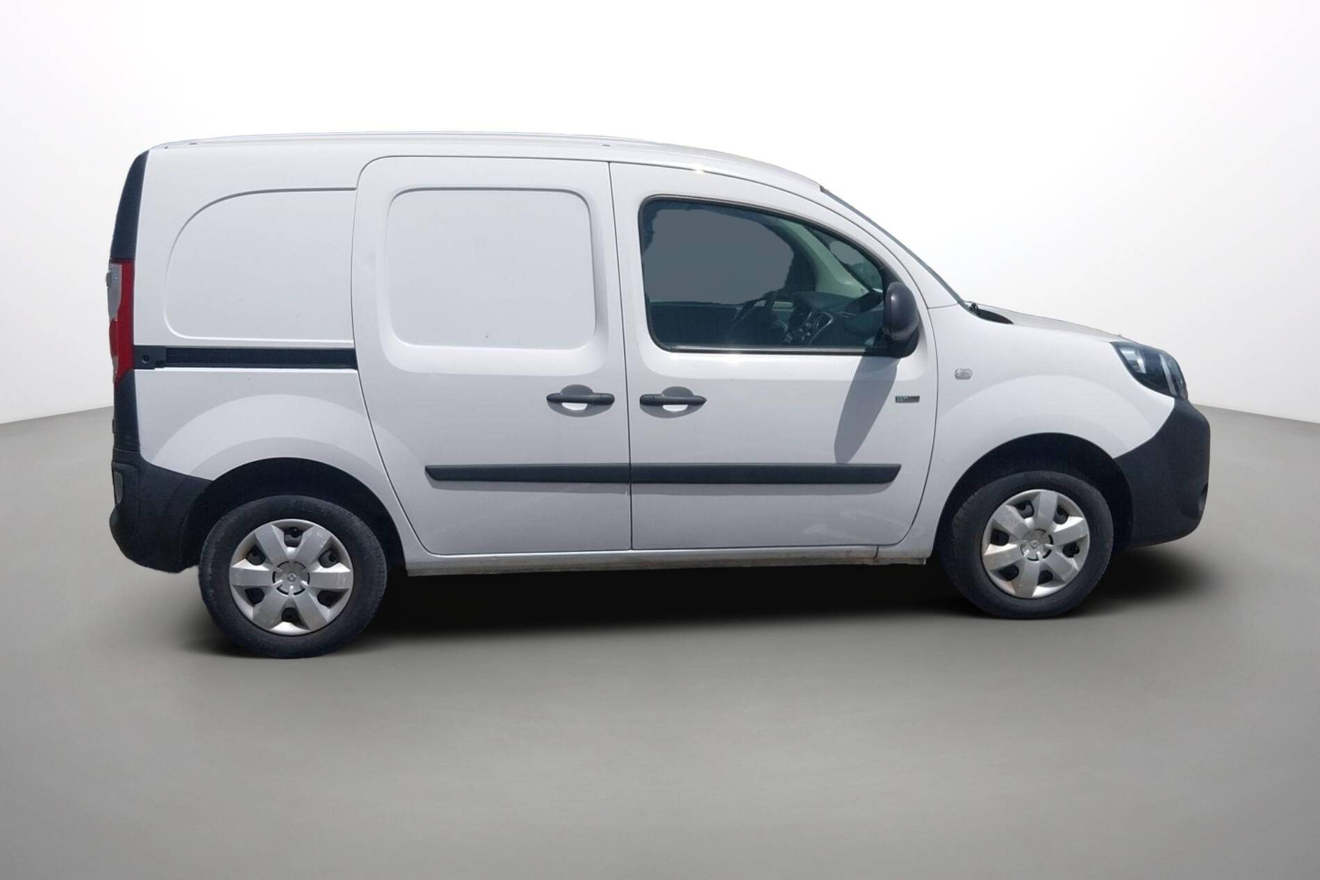 Vente en ligne Renault Kangoo Electrique KANGOO Z.E. 33 au prix de 11 990 €