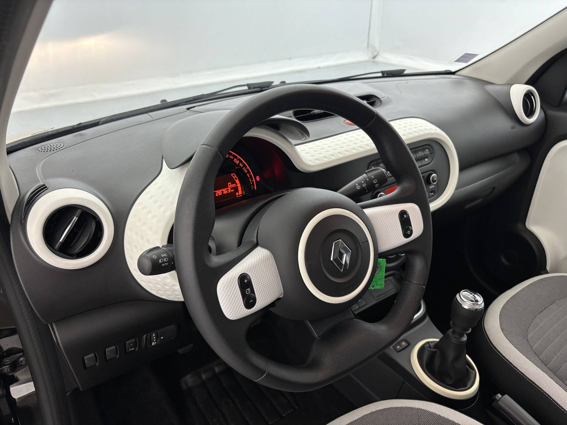Vente en ligne Renault Twingo 3  TCe 95 au prix de 10 790 €