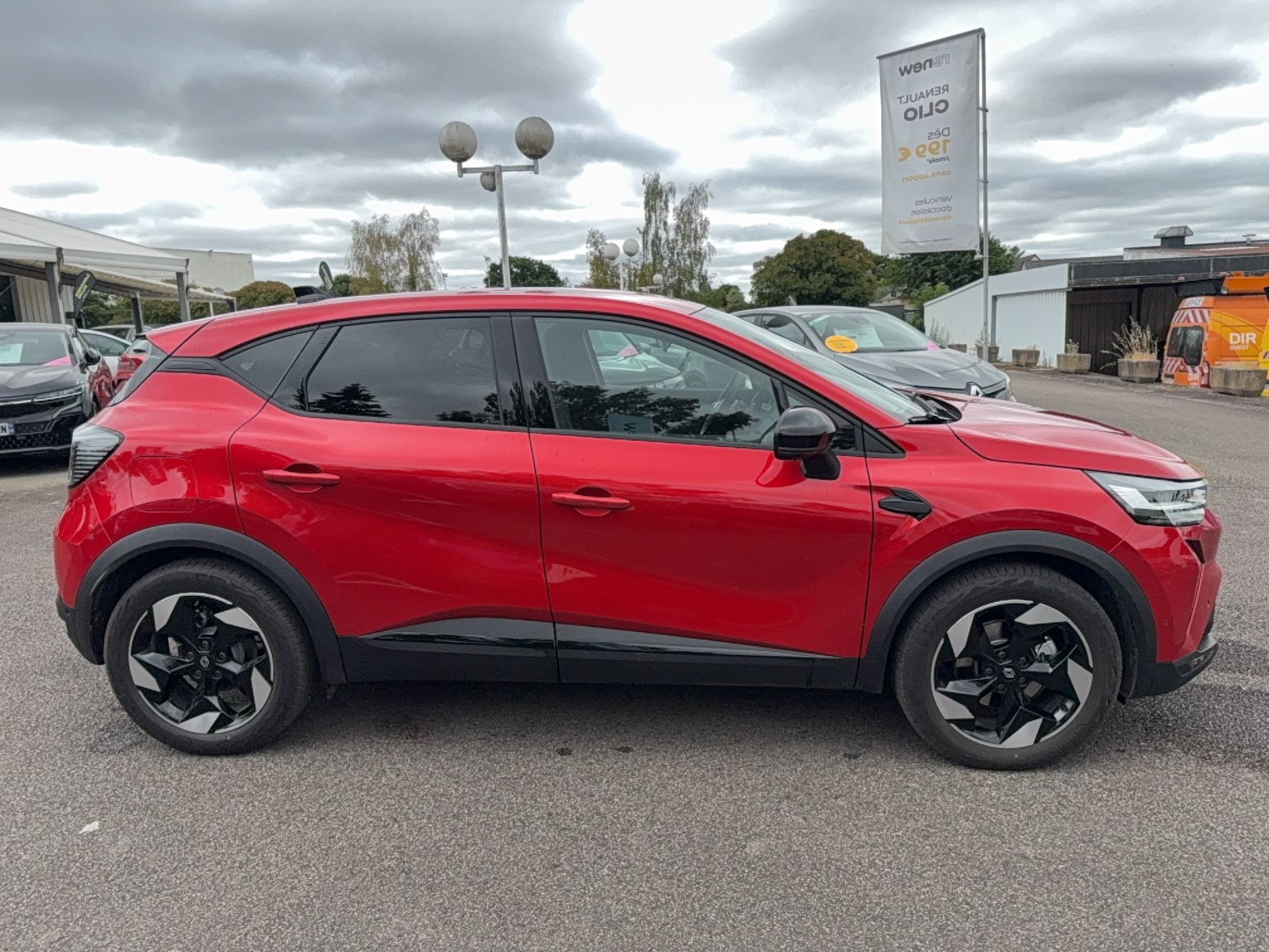 Vente en ligne Renault Captur  E-Tech full hybrid 145 ch au prix de 23 490 €