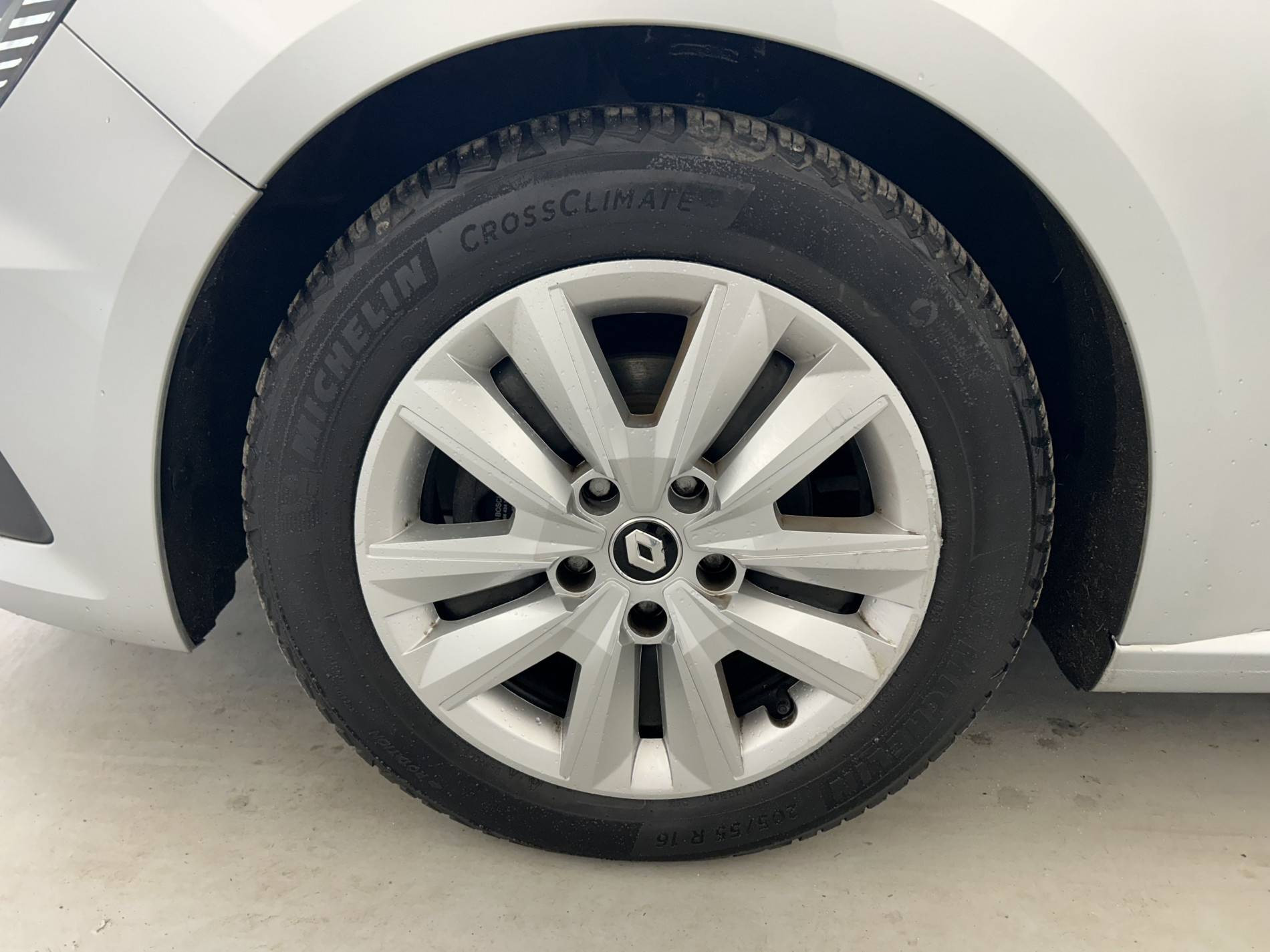 Vente en ligne Renault Megane 4 Mégane IV Berline Blue dCi 115 - 21B au prix de 14 890 €