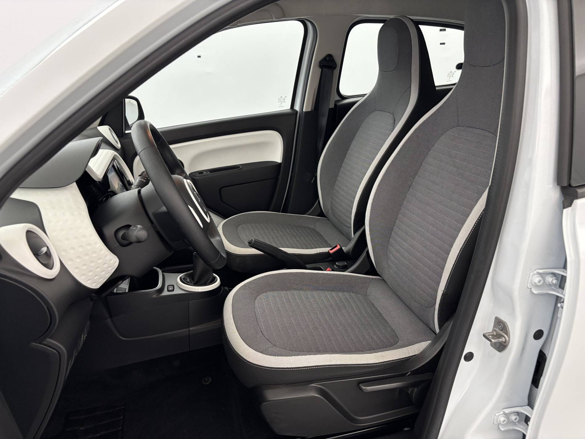 Vente en ligne Renault Twingo 3  SCe 65 au prix de 12 590 €