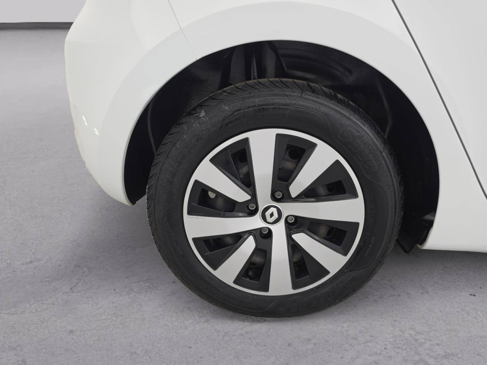 Vente en ligne Renault Clio 5 Clio TCe 90 au prix de 13 850 €