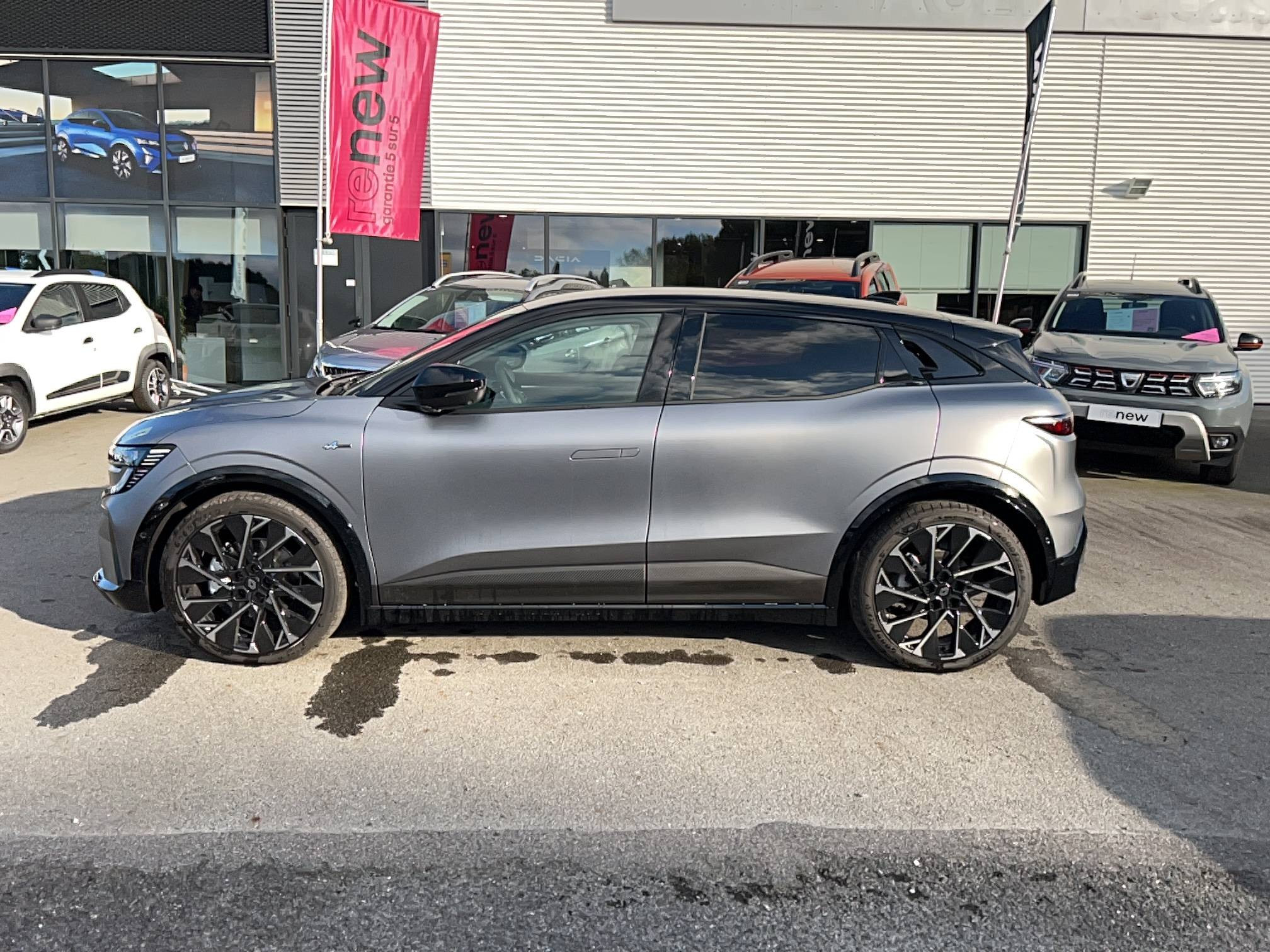 Vente en ligne Renault Megane E-Tech  220 ch autonomie confort au prix de 42 990 €