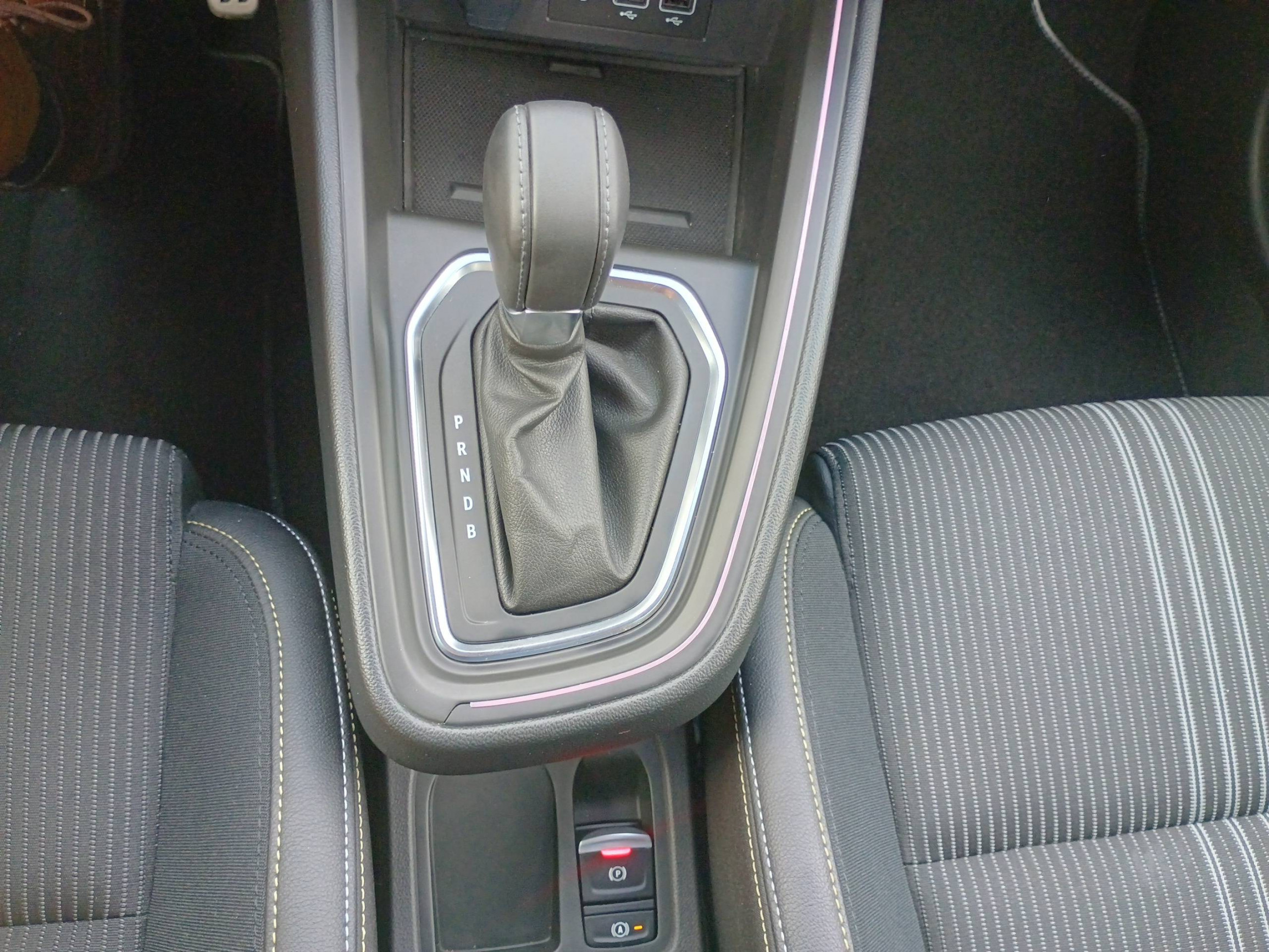 Vente en ligne Renault Clio 5 Clio E-Tech hybride 145 au prix de 20 490 €