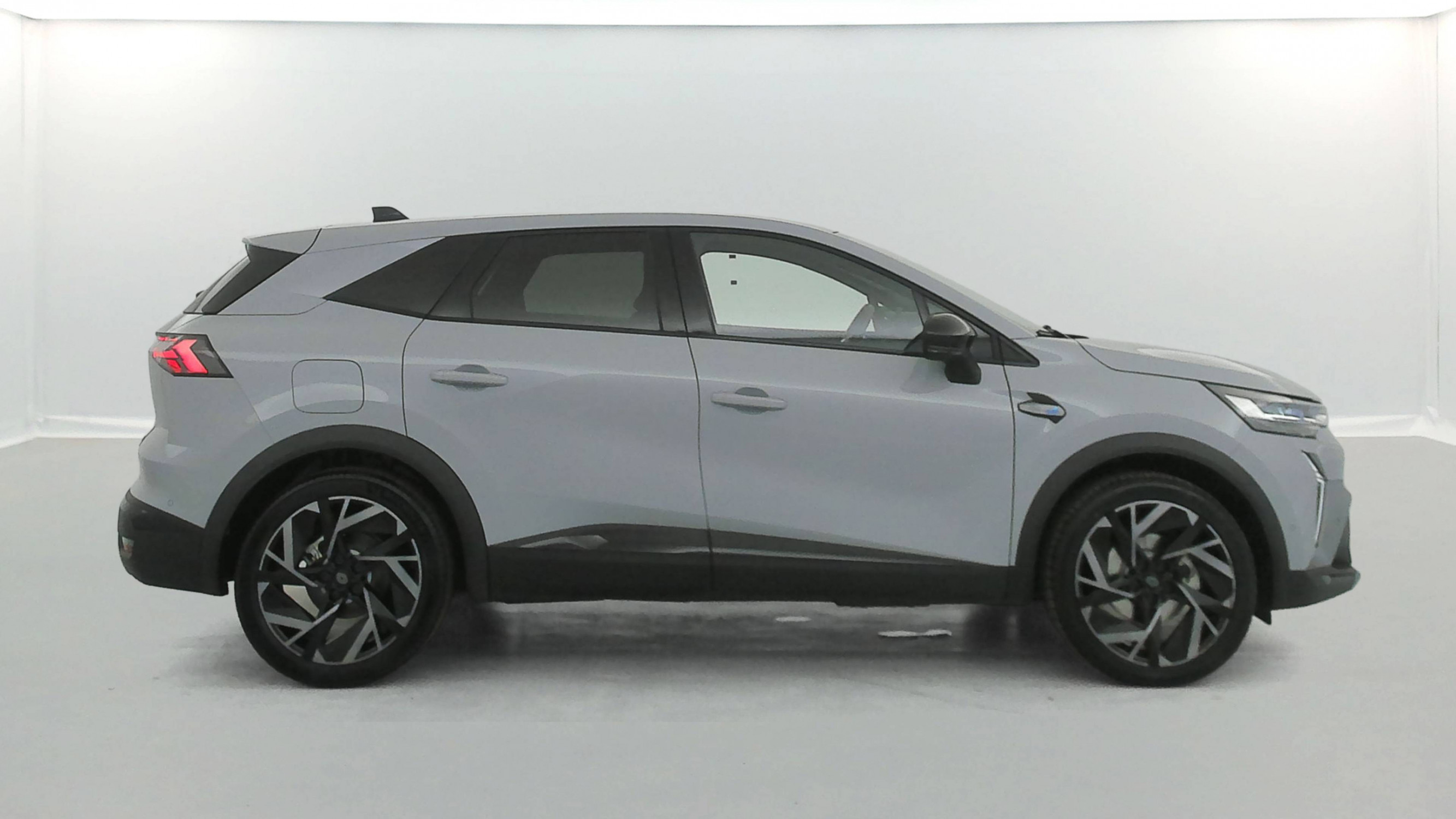 Vente en ligne Renault Symbioz  E-Tech full hybrid 145 au prix de 27 990 €