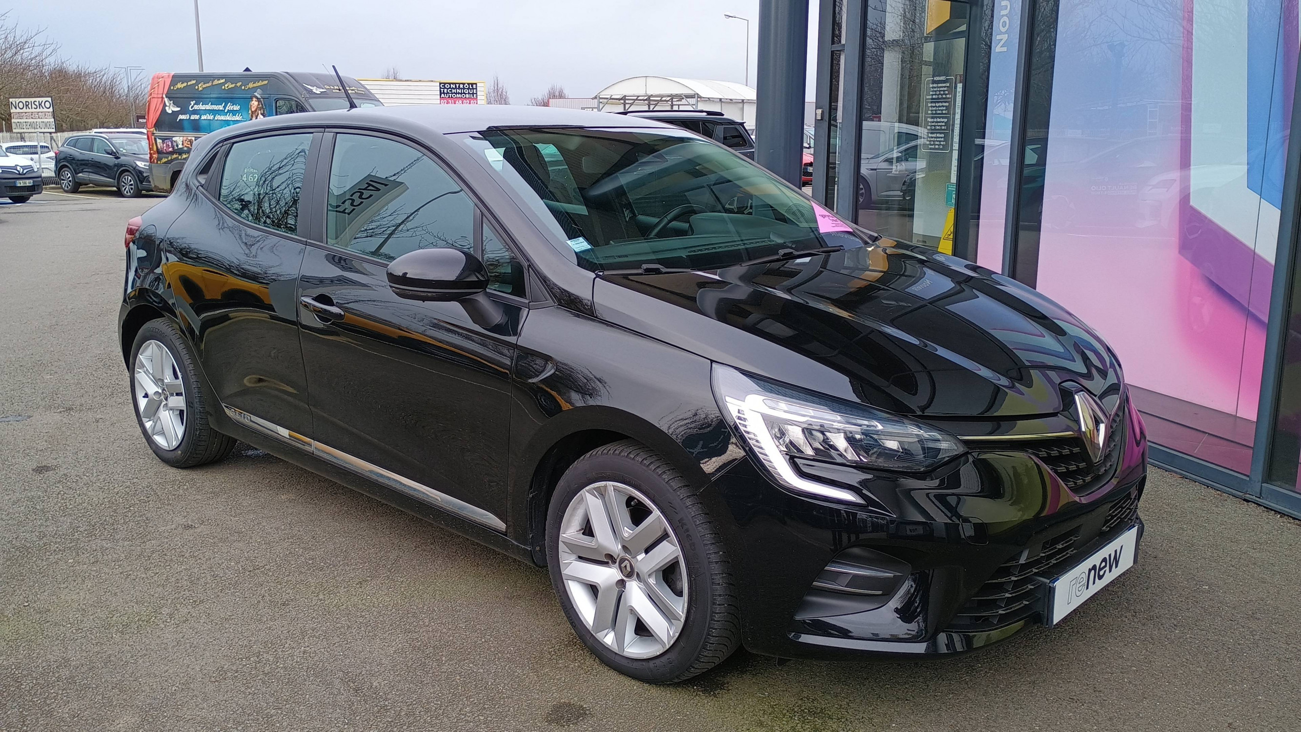 Vente en ligne Renault Clio 5 Clio Blue dCi 100 - 21N au prix de 14 290 €