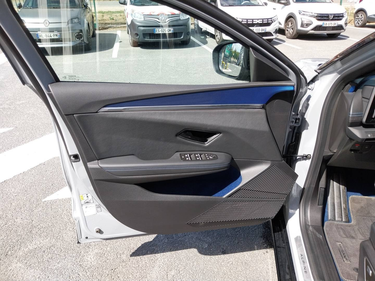 Vente en ligne Renault Megane E-Tech  220 ch autonomie confort au prix de 44 000 €
