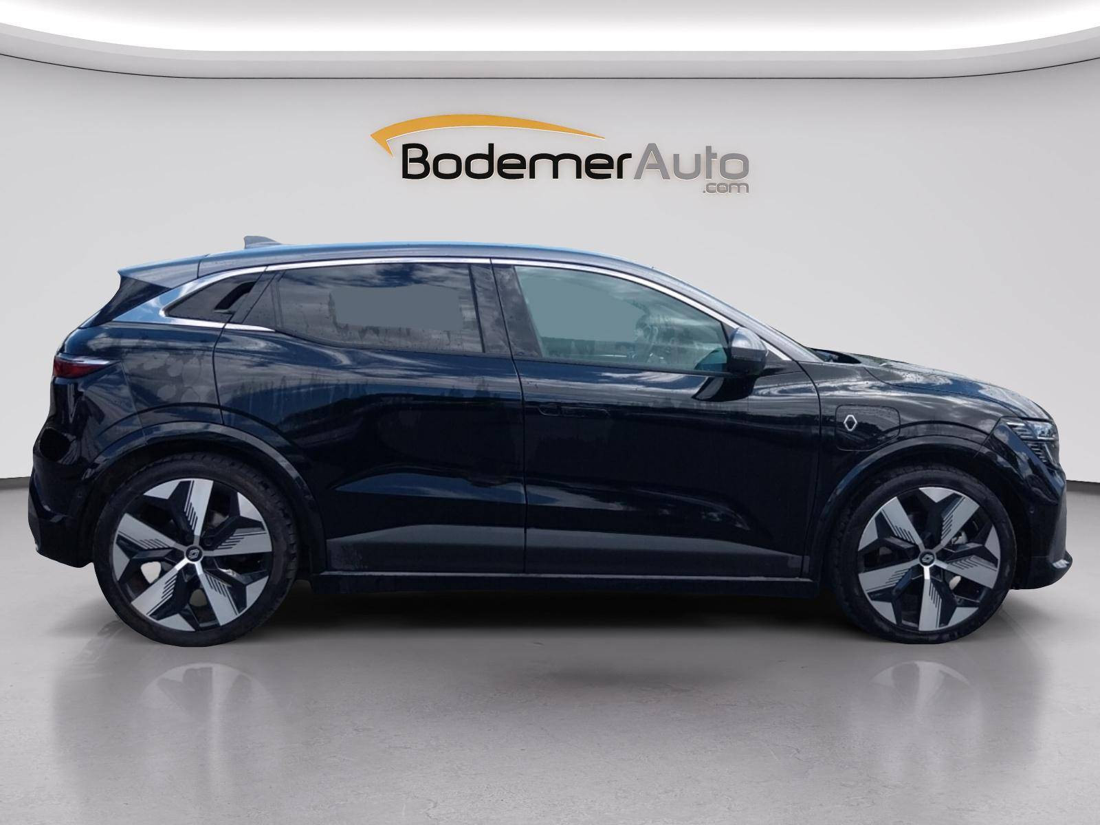 Vente en ligne Renault Megane E-Tech  EV60 220 ch super charge au prix de 24 990 €