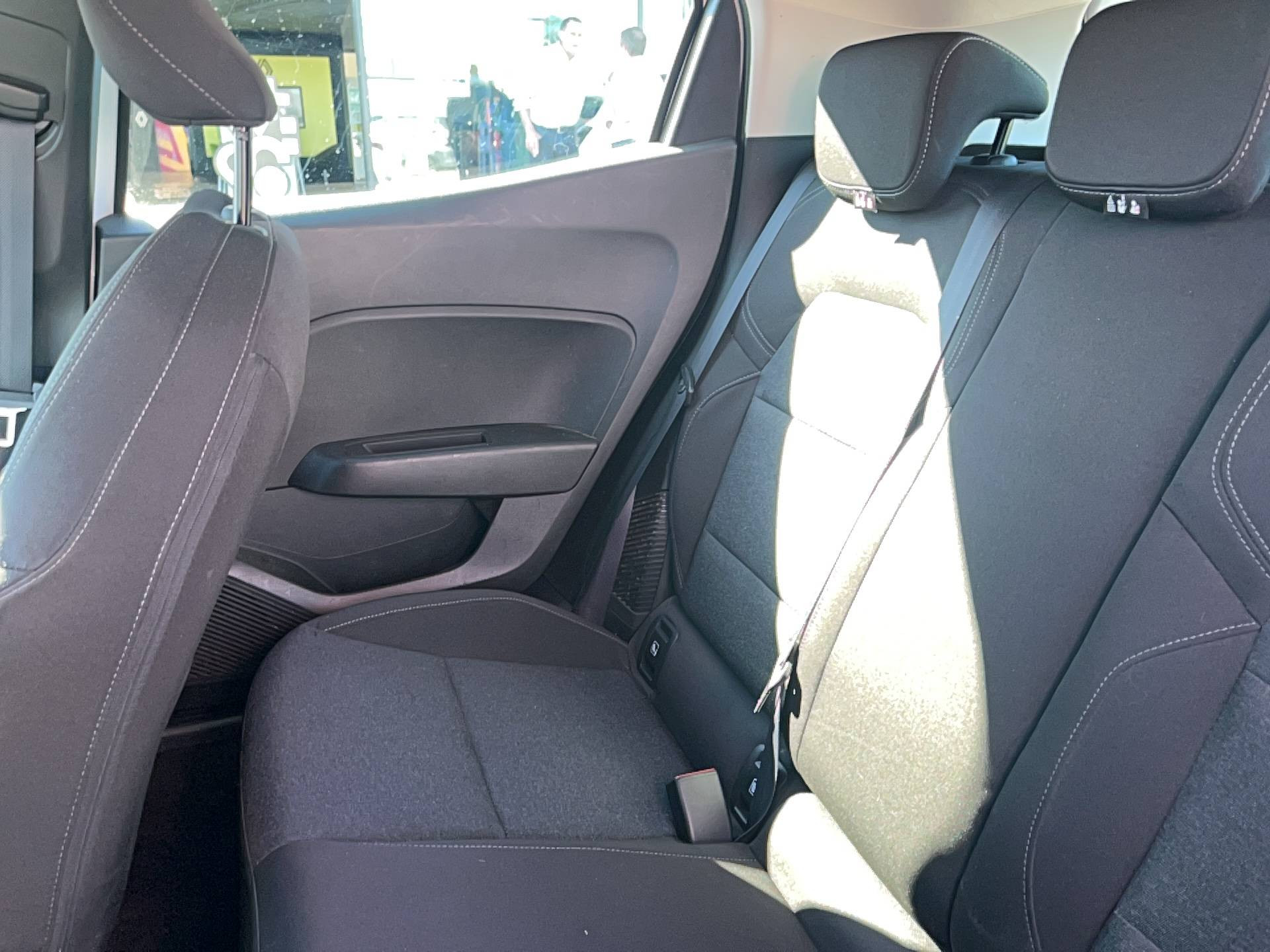 Vente en ligne Renault Clio 5 Clio E-Tech 140 - 21N au prix de 15 491 €