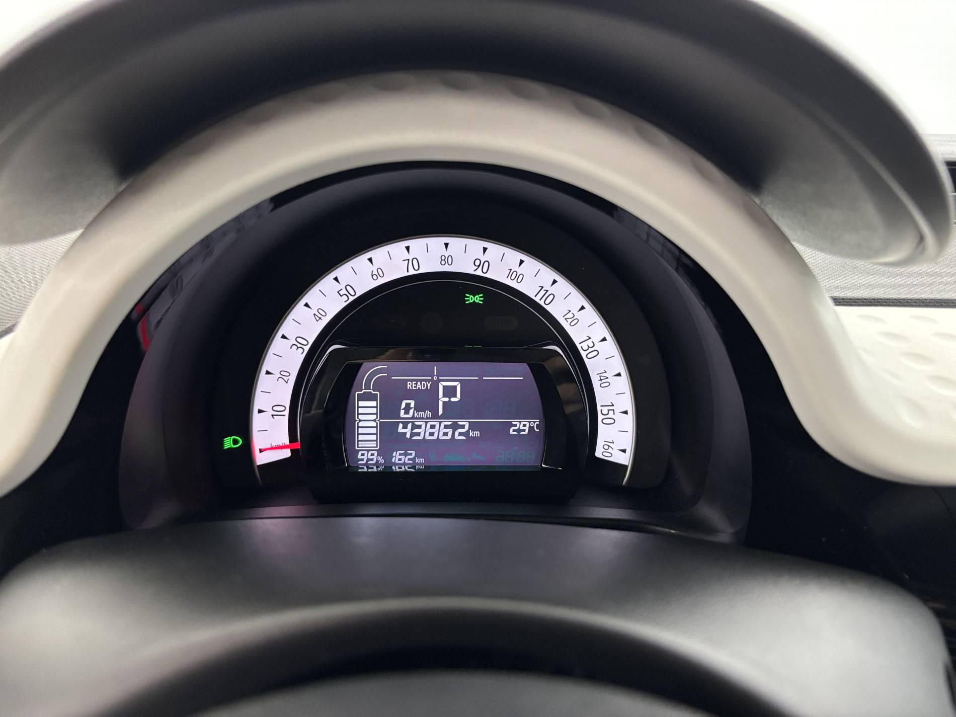 Vente en ligne Renault Twingo Electrique Twingo III E-Tech au prix de 12 990 €