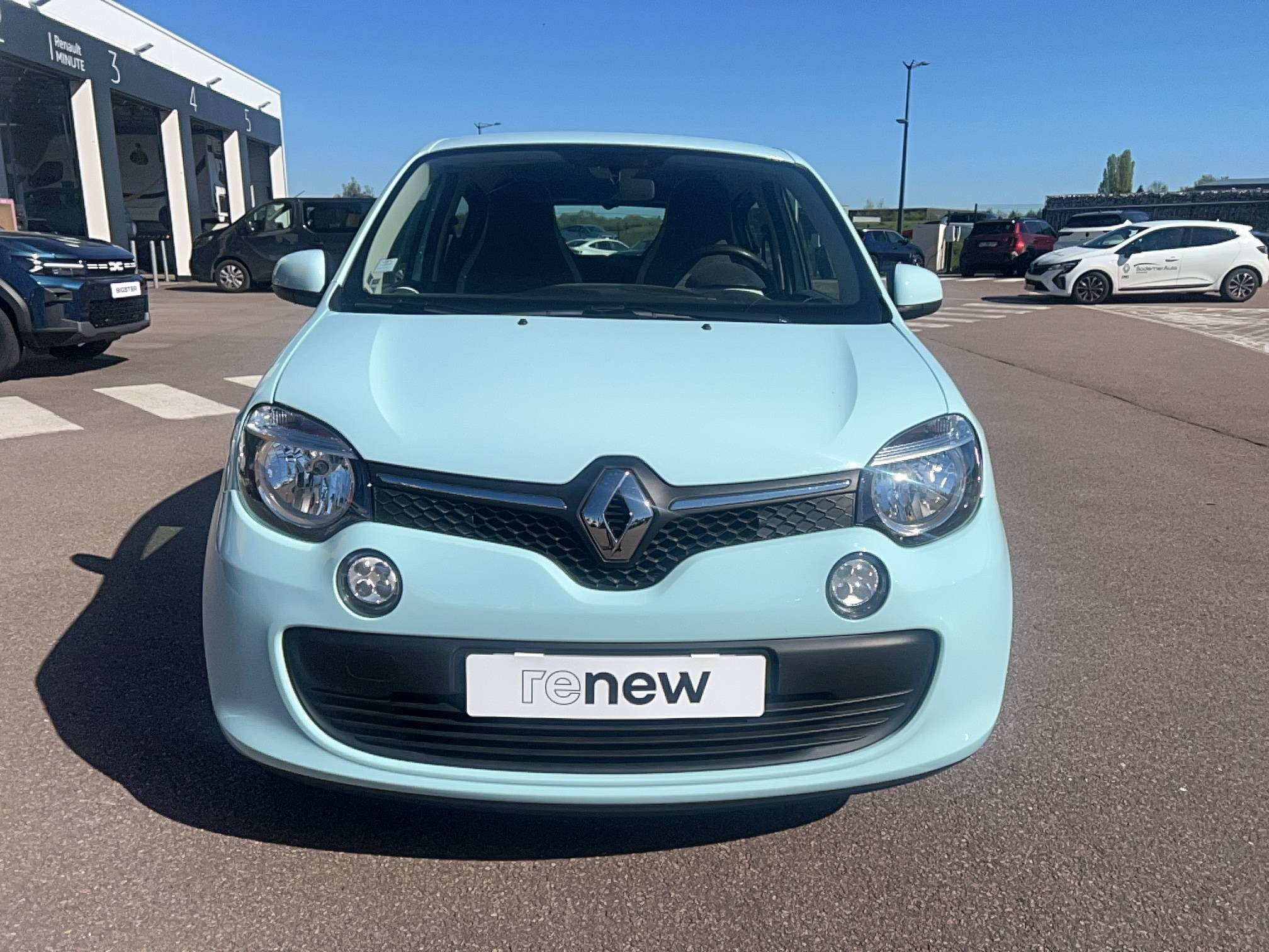 Vente en ligne Renault Twingo 3  1.0 SCe 70 au prix de 12 991 €