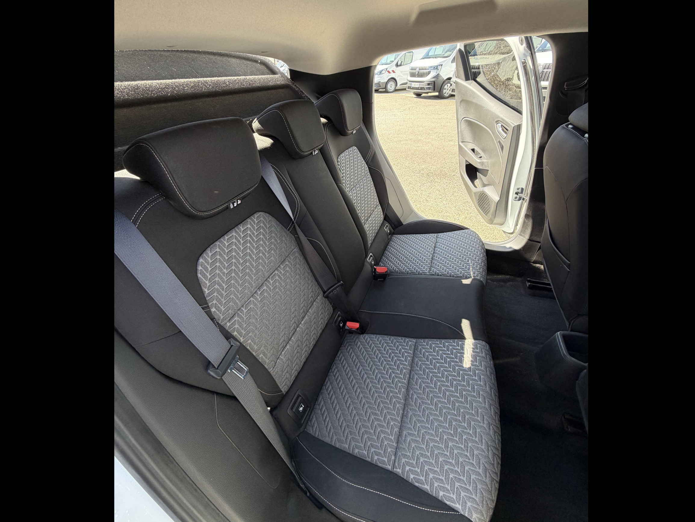 Vente en ligne Renault Clio 5 Clio TCe 100 GPL au prix de 14 190 €