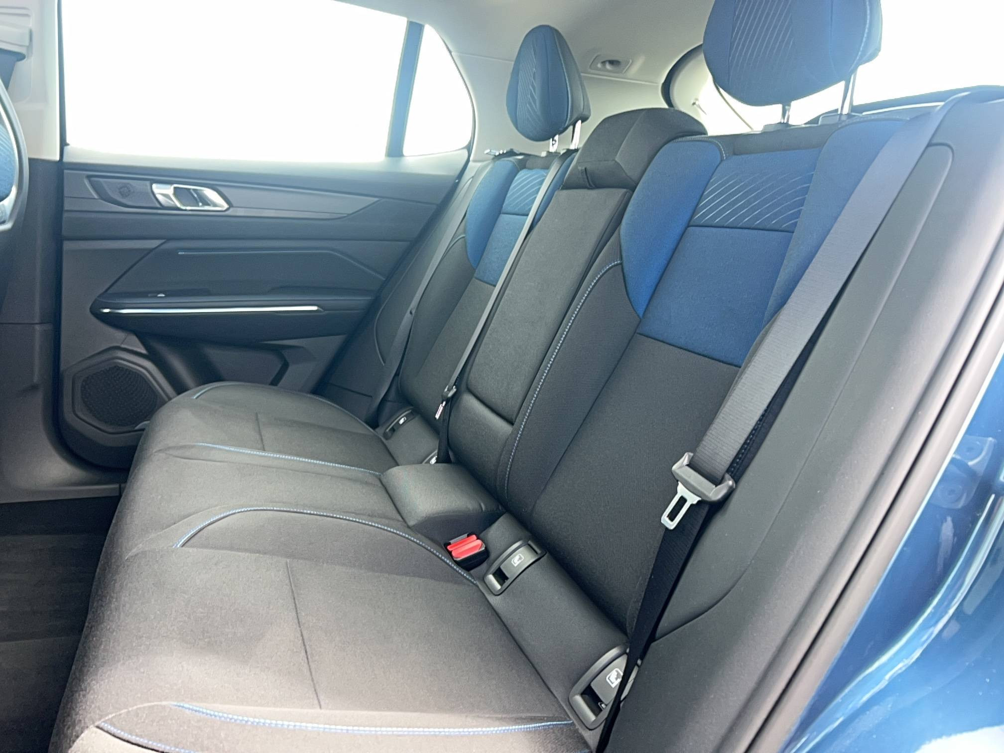Vente en ligne Lynk&Co 01  1.5 HEV 197 ch DCTH7 au prix de 20 490 €