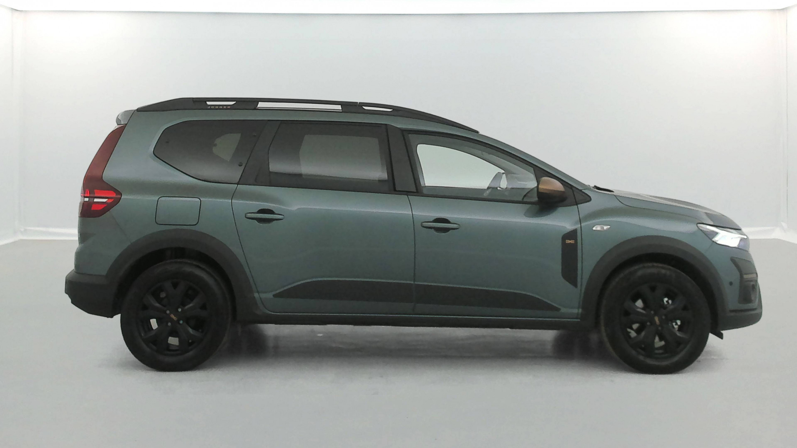 Vente en ligne Dacia Jogger  Hybrid 140 7 places GSR2 au prix de 23 990 €